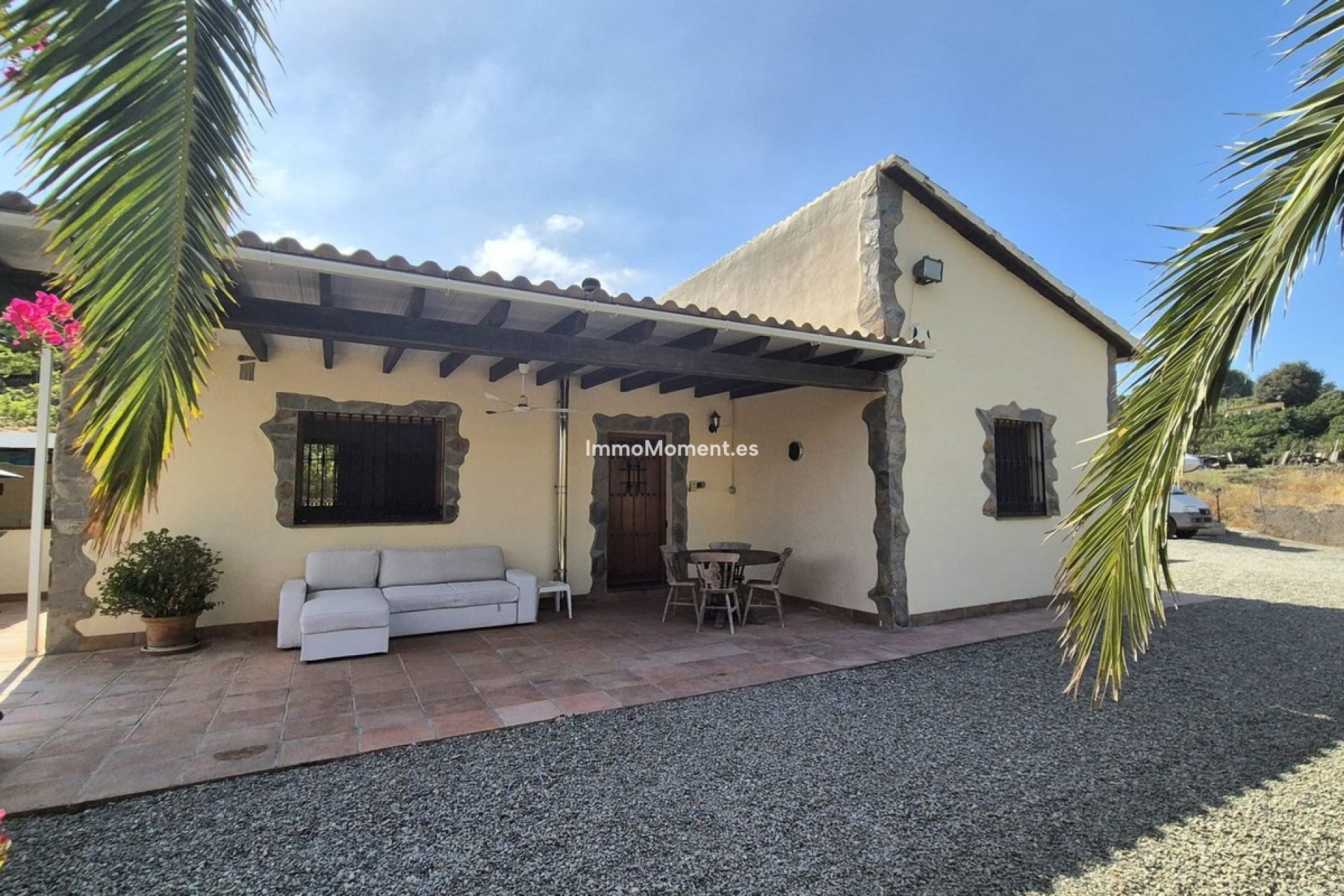 Resale - Villa - Inland  - Coín