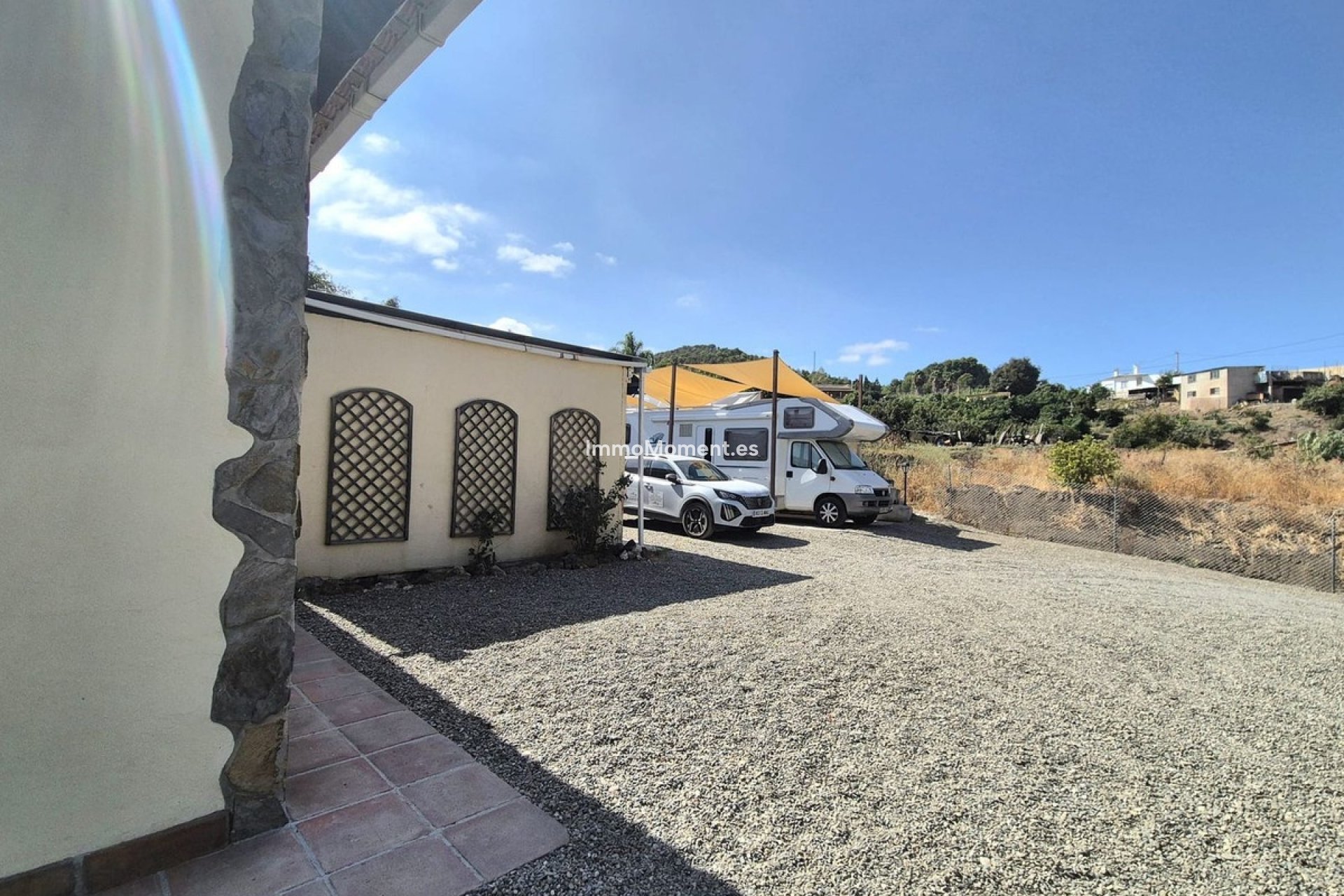 Resale - Villa - Inland  - Coín