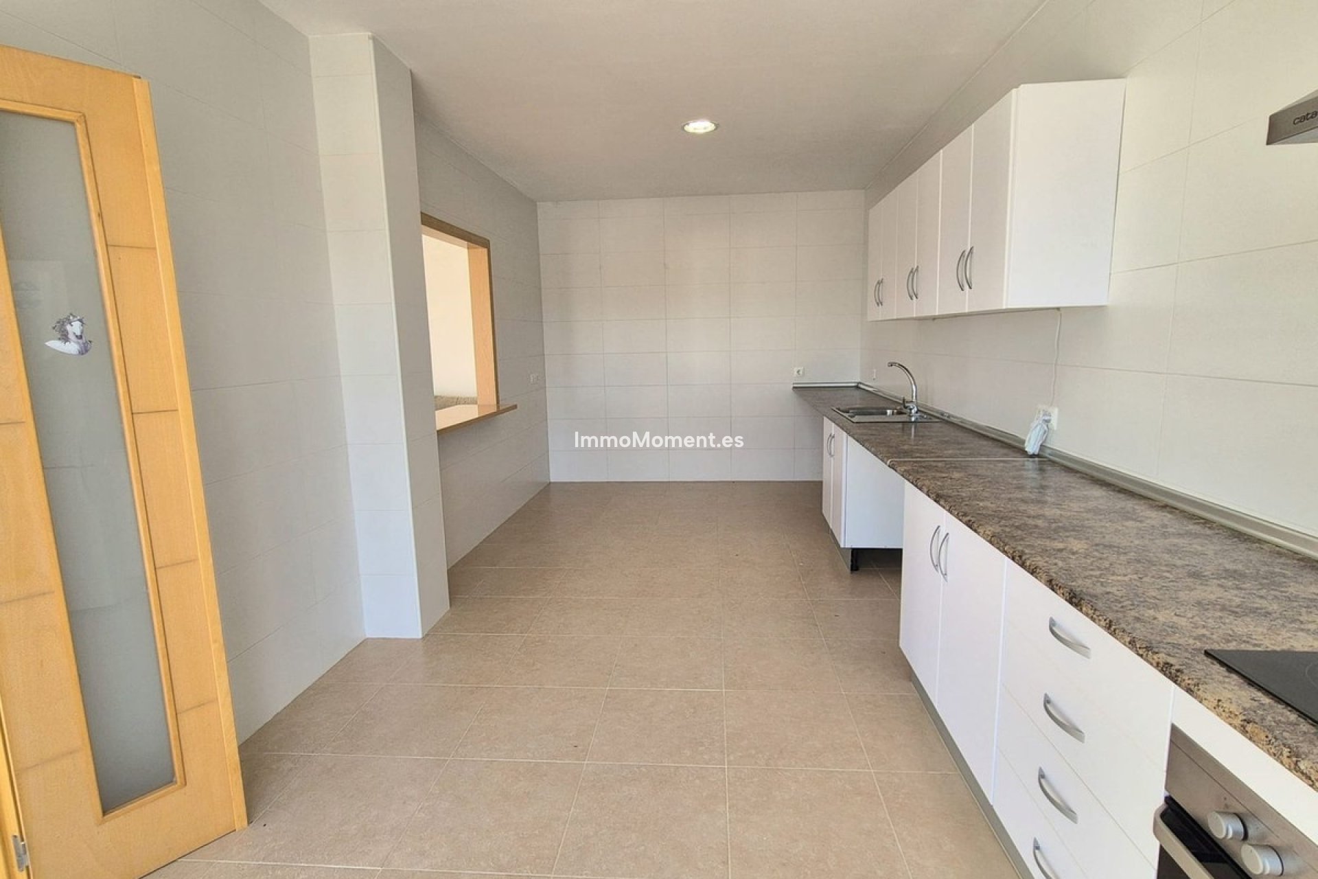 Resale - Villa - Inland  - Coín