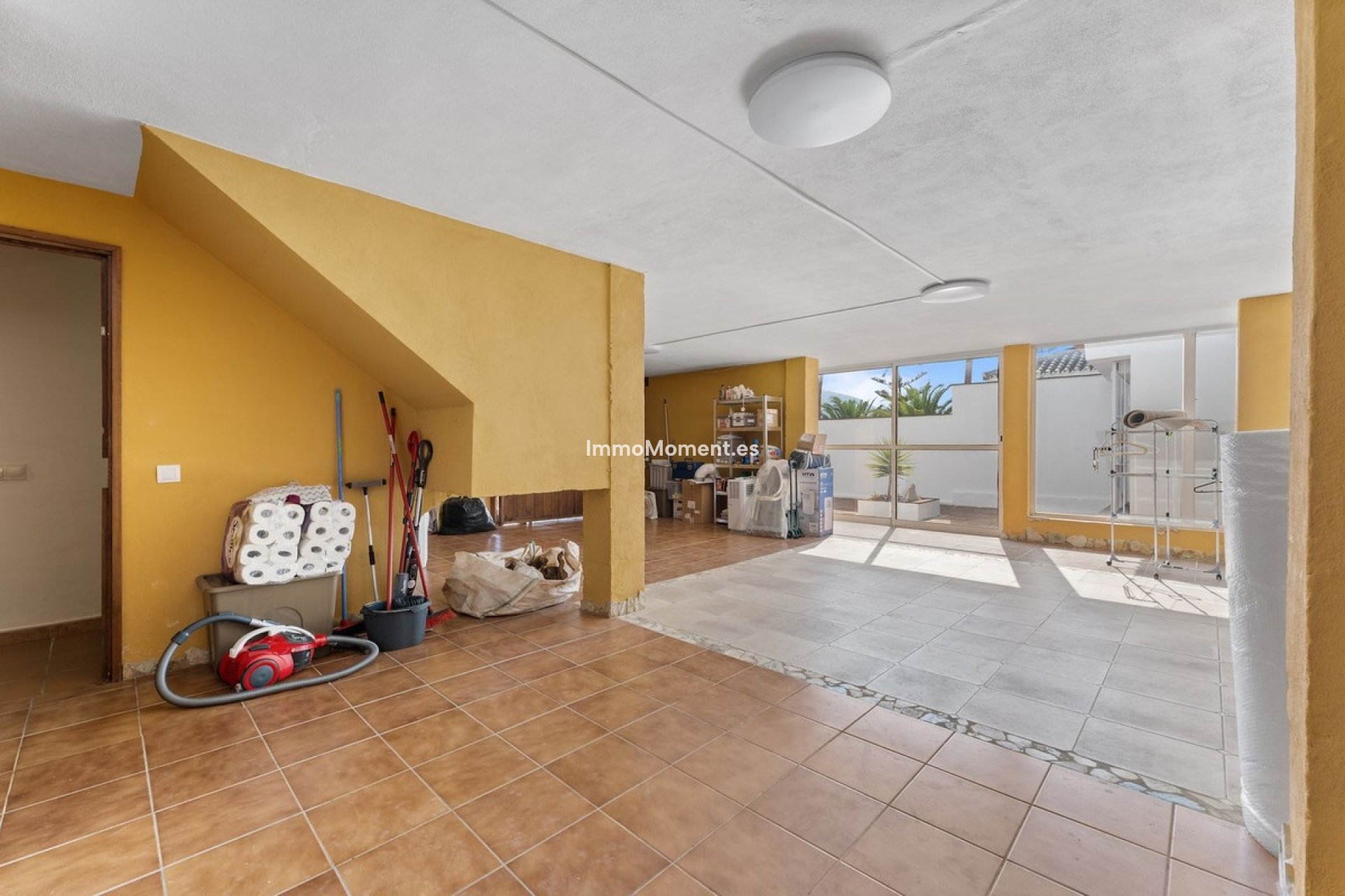 Resale - Villa - Inland  - Coín