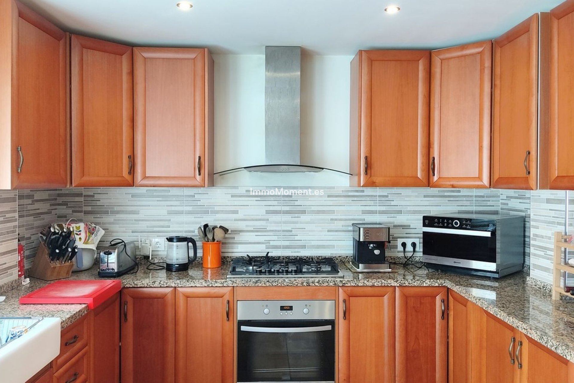 Resale - Villa - Inland  - Coín