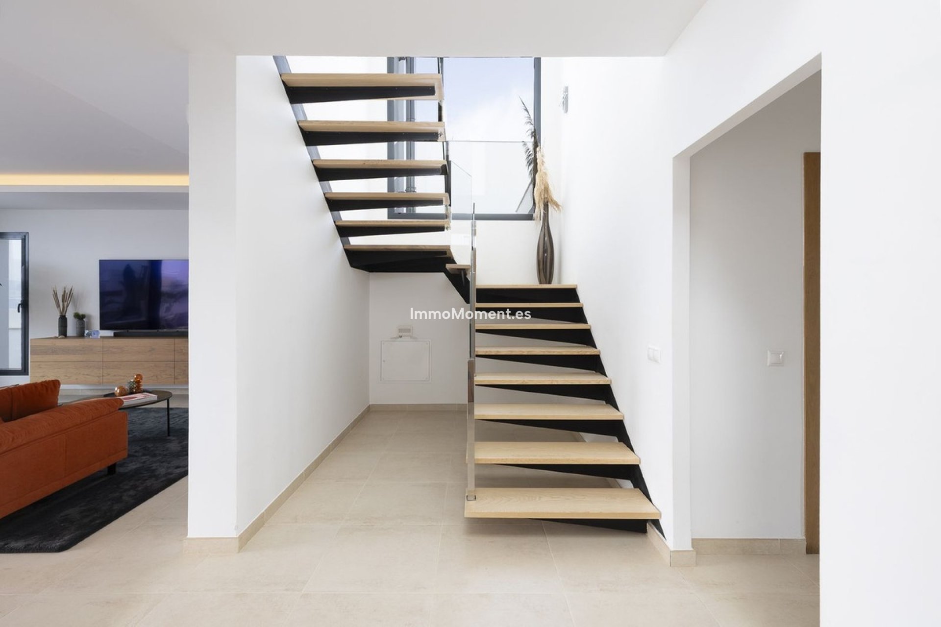 Resale - Villa - Inland  - Coín