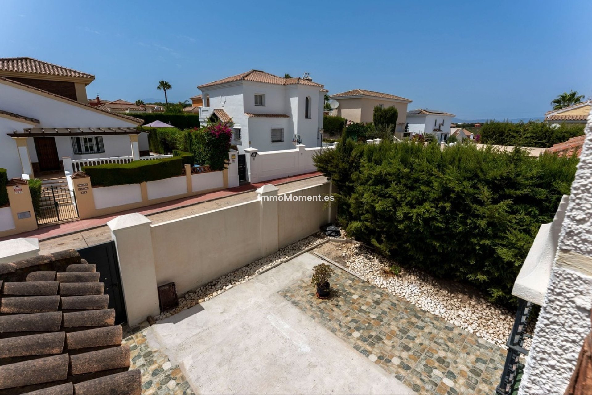 Resale - Villa - Inland  - Coín