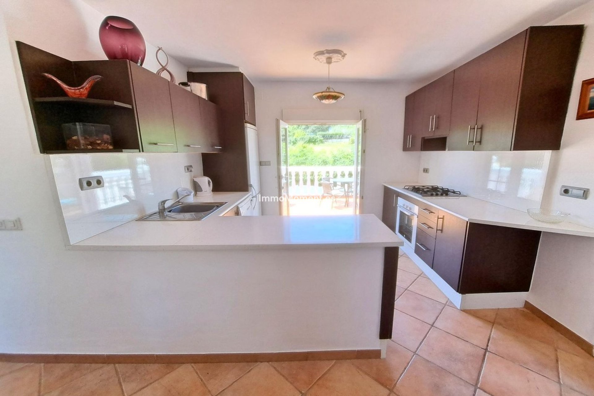 Resale - Villa - Inland  - Coín