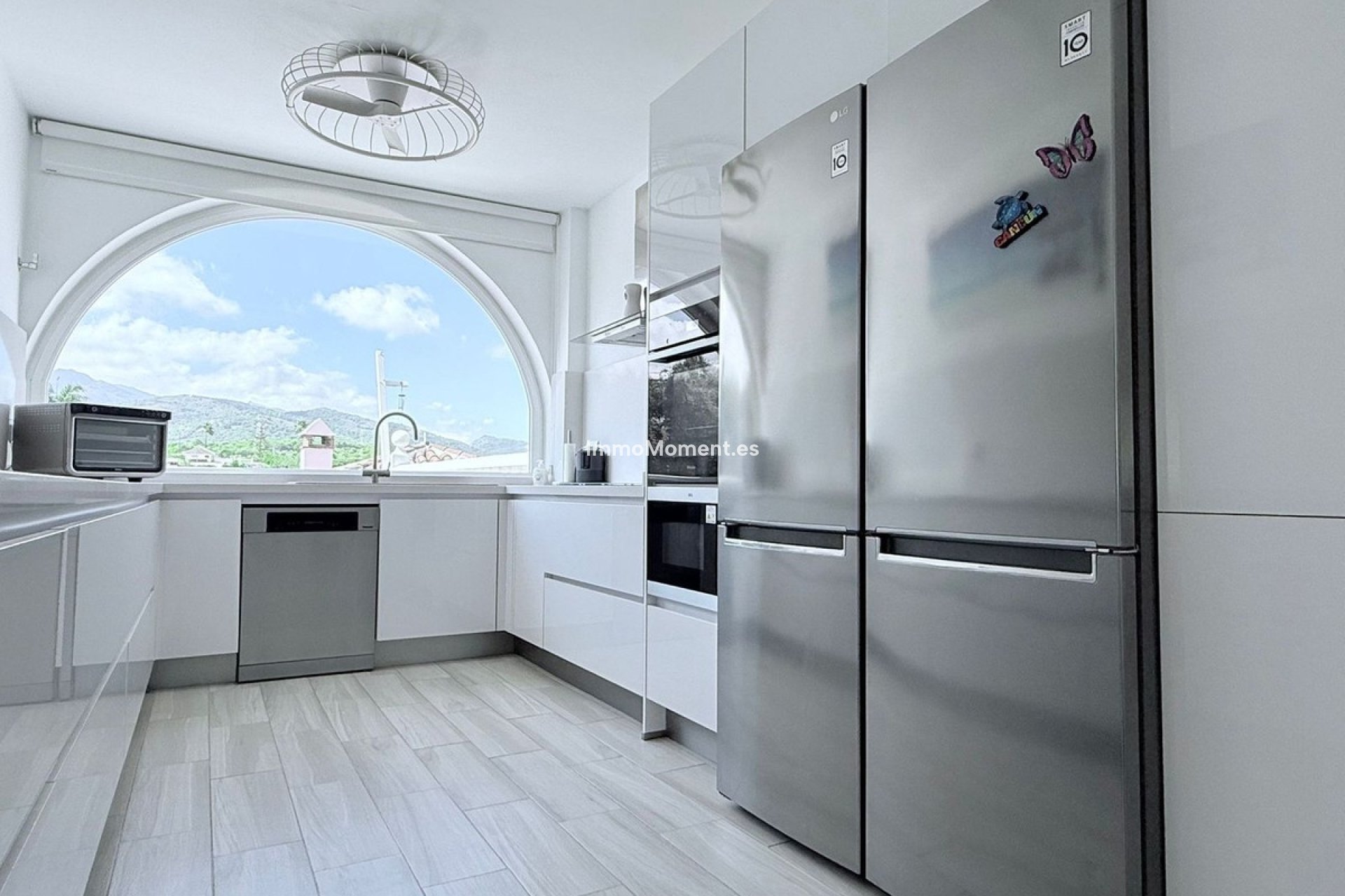 Resale - Villa - Inland  - Coín