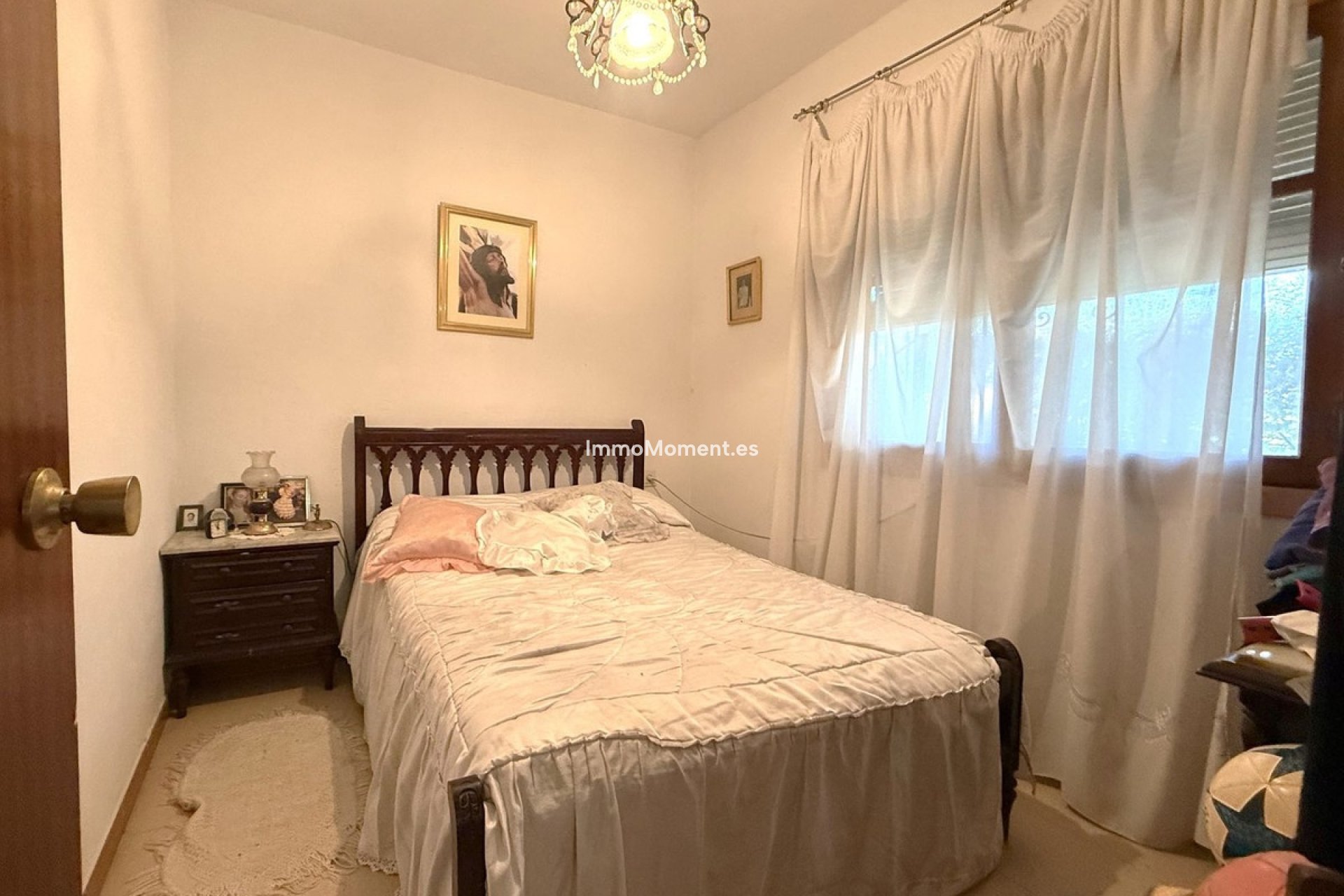 Resale - Villa - Inland  - Coín