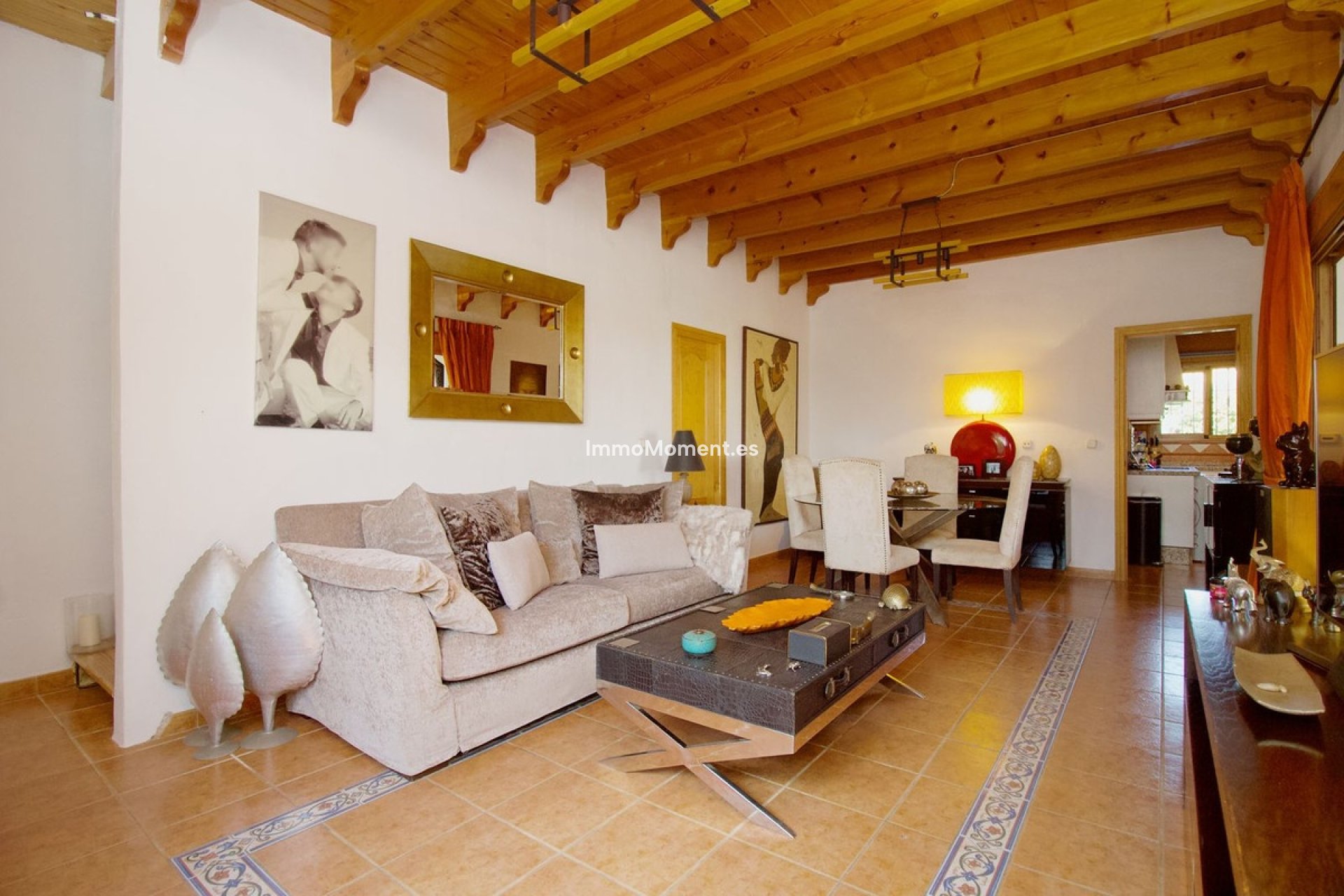 Resale - Villa - Inland  - Coín