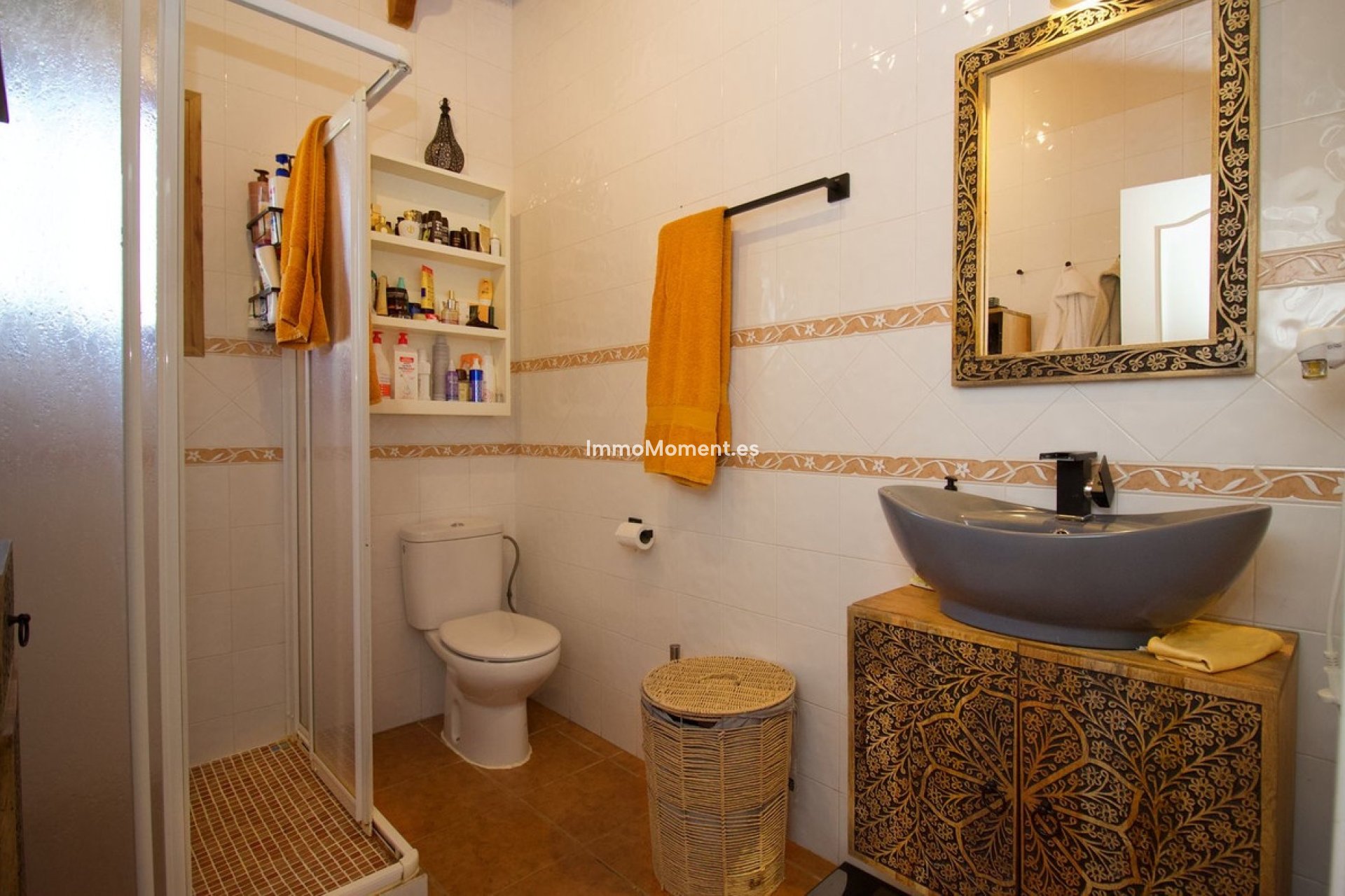 Resale - Villa - Inland  - Coín