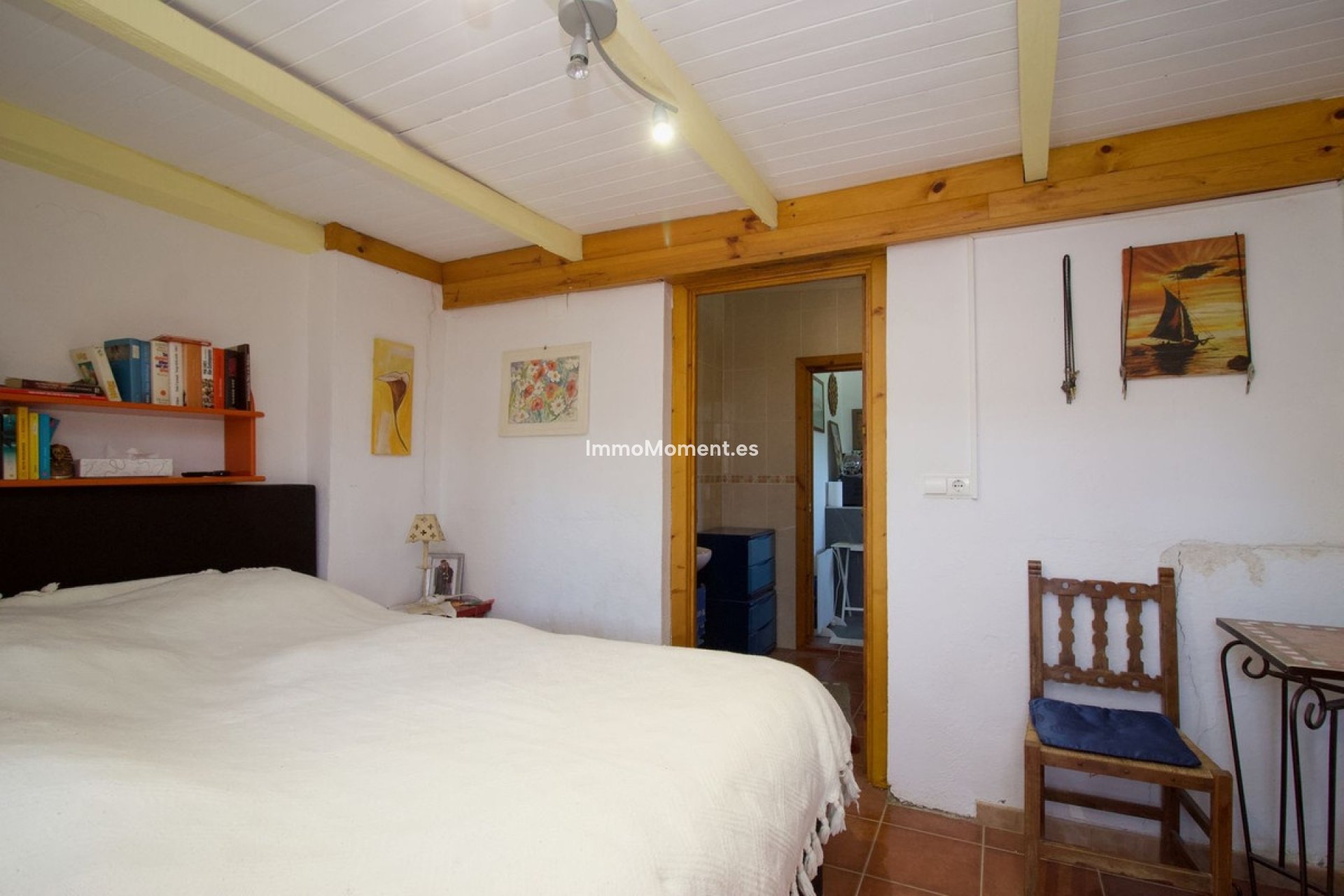 Resale - Villa - Inland  - Coín