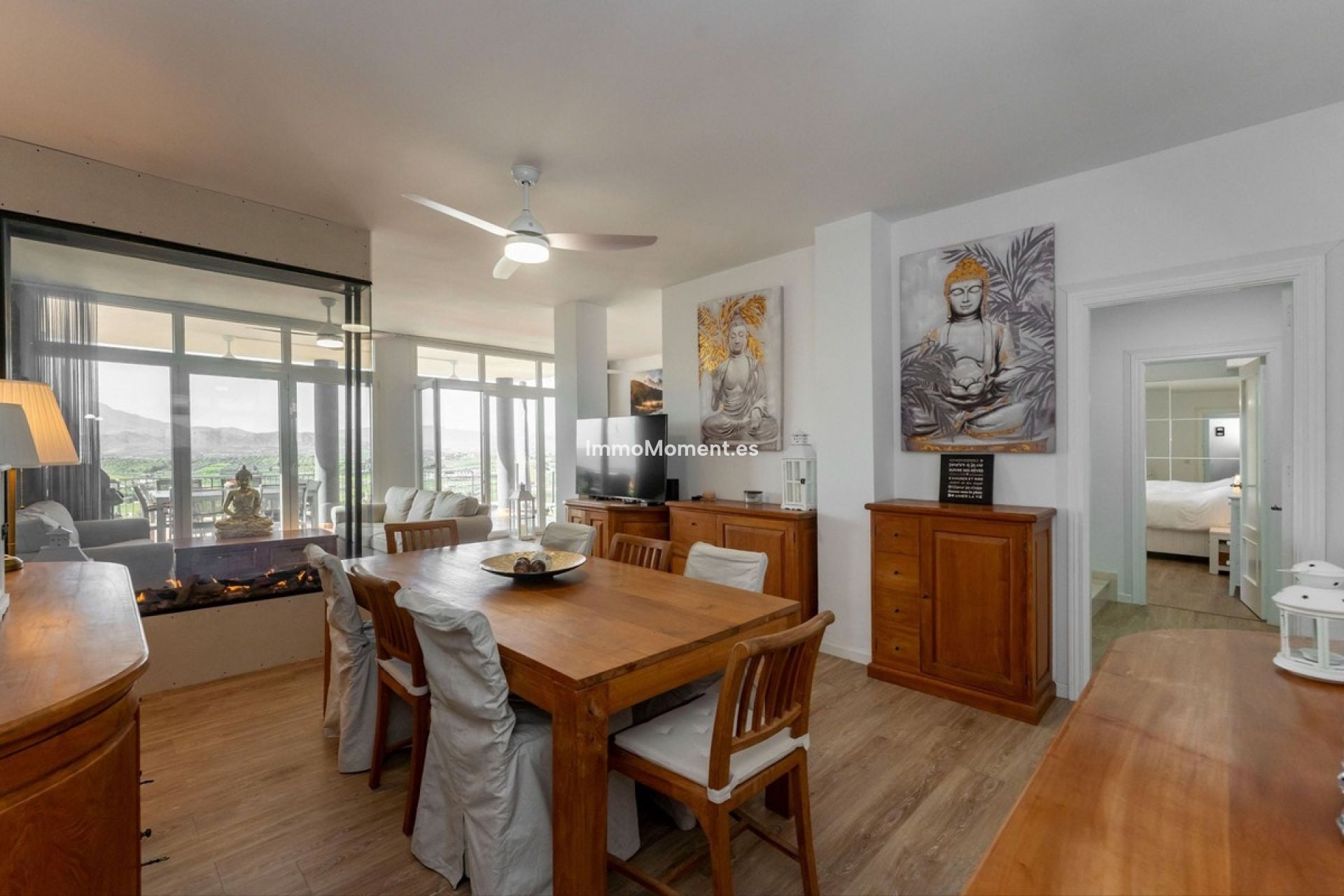 Resale - Villa - Inland  - Coín