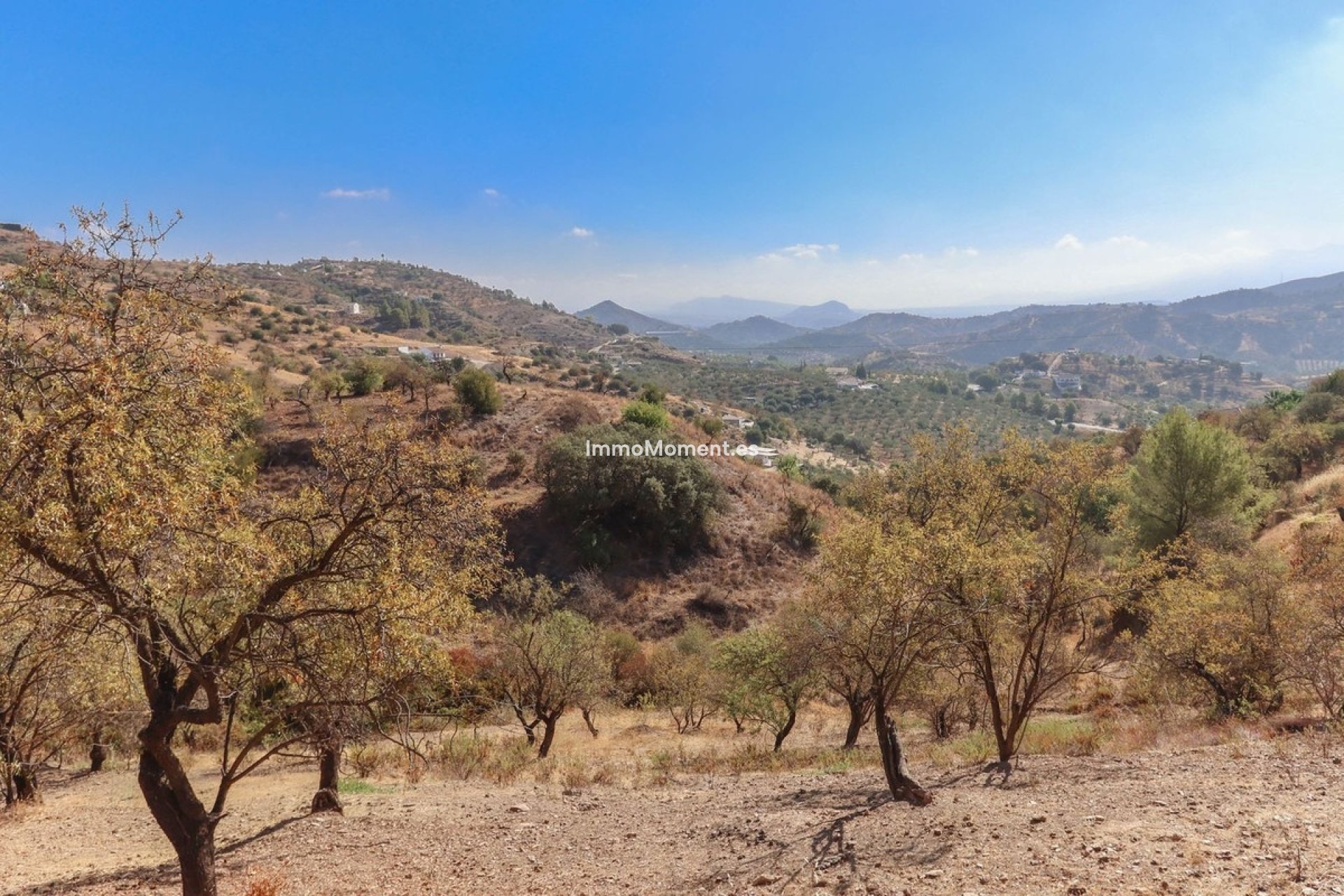 Resale - Villa - Inland  - Guaro