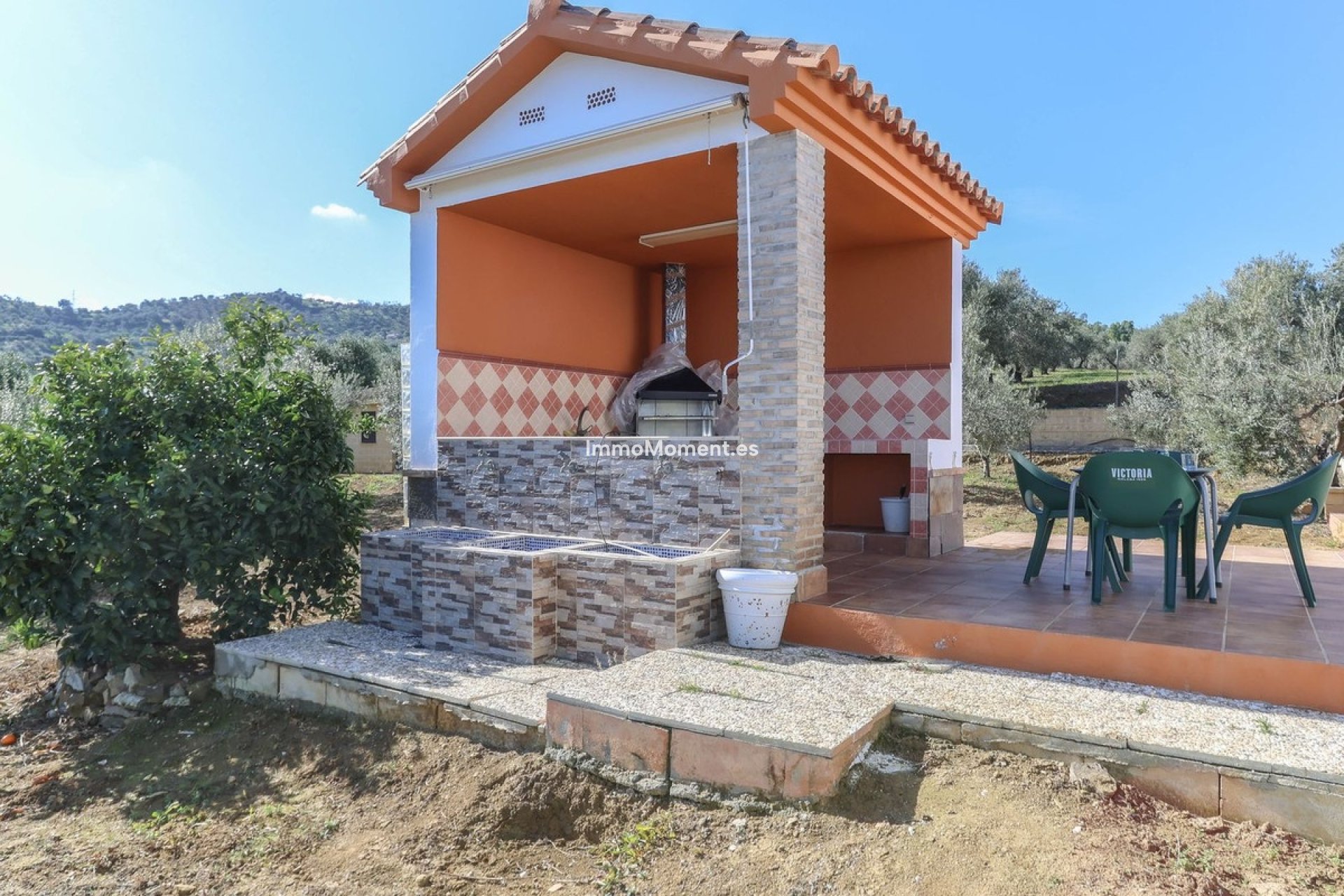 Resale - Villa - Inland  - Guaro