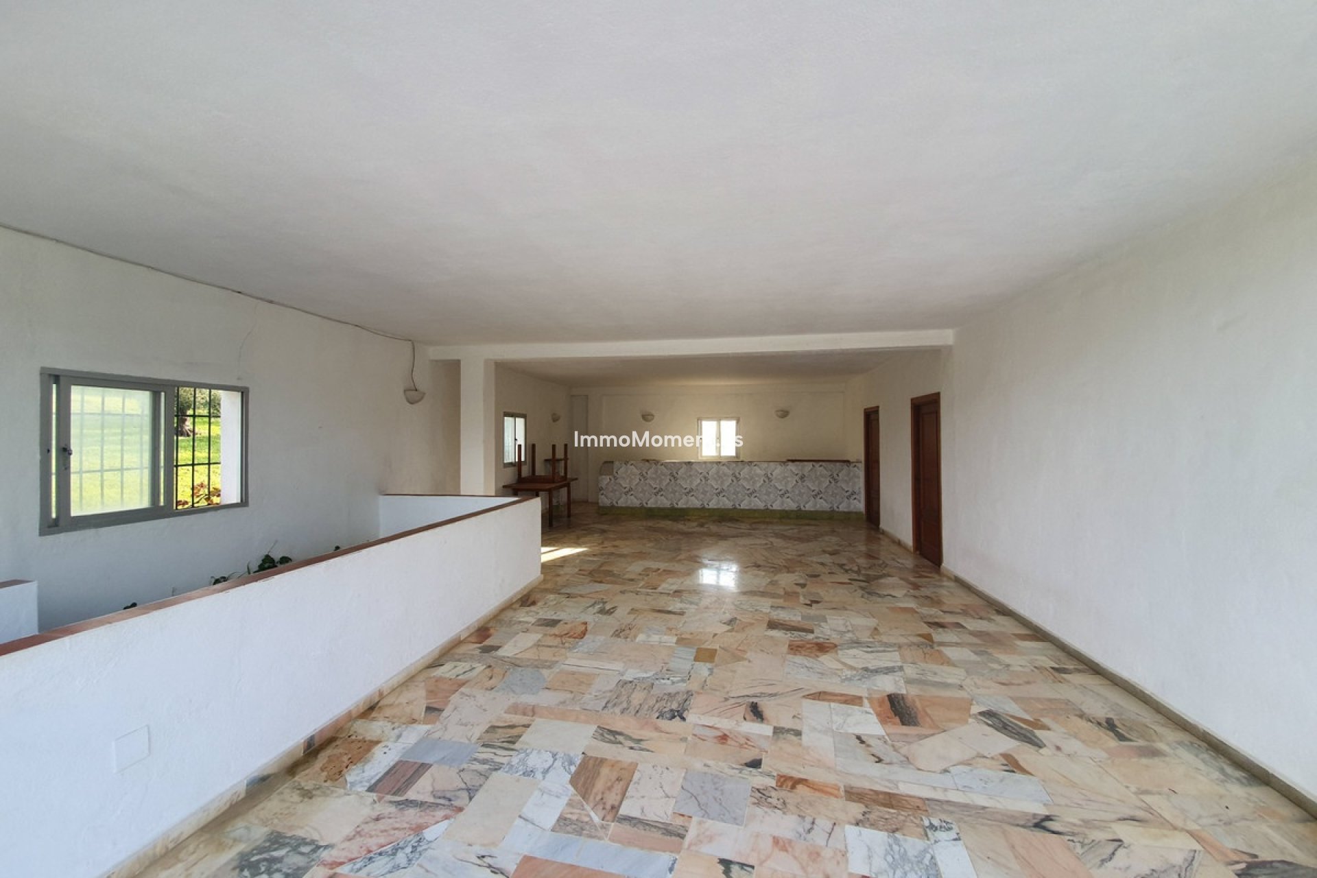 Resale - Villa - Inland  - Guaro