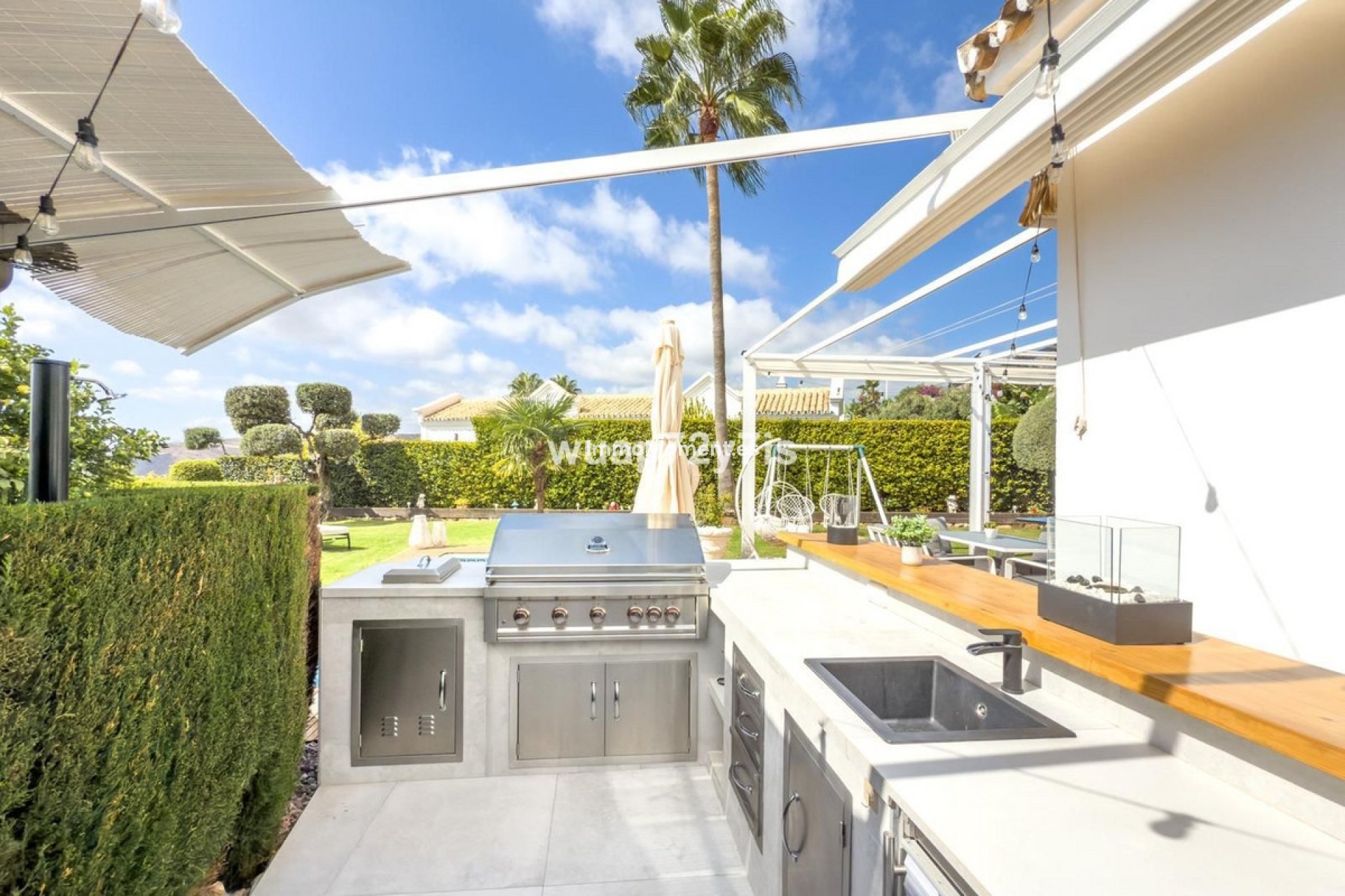 Resale - Villa - Inland  - Istán