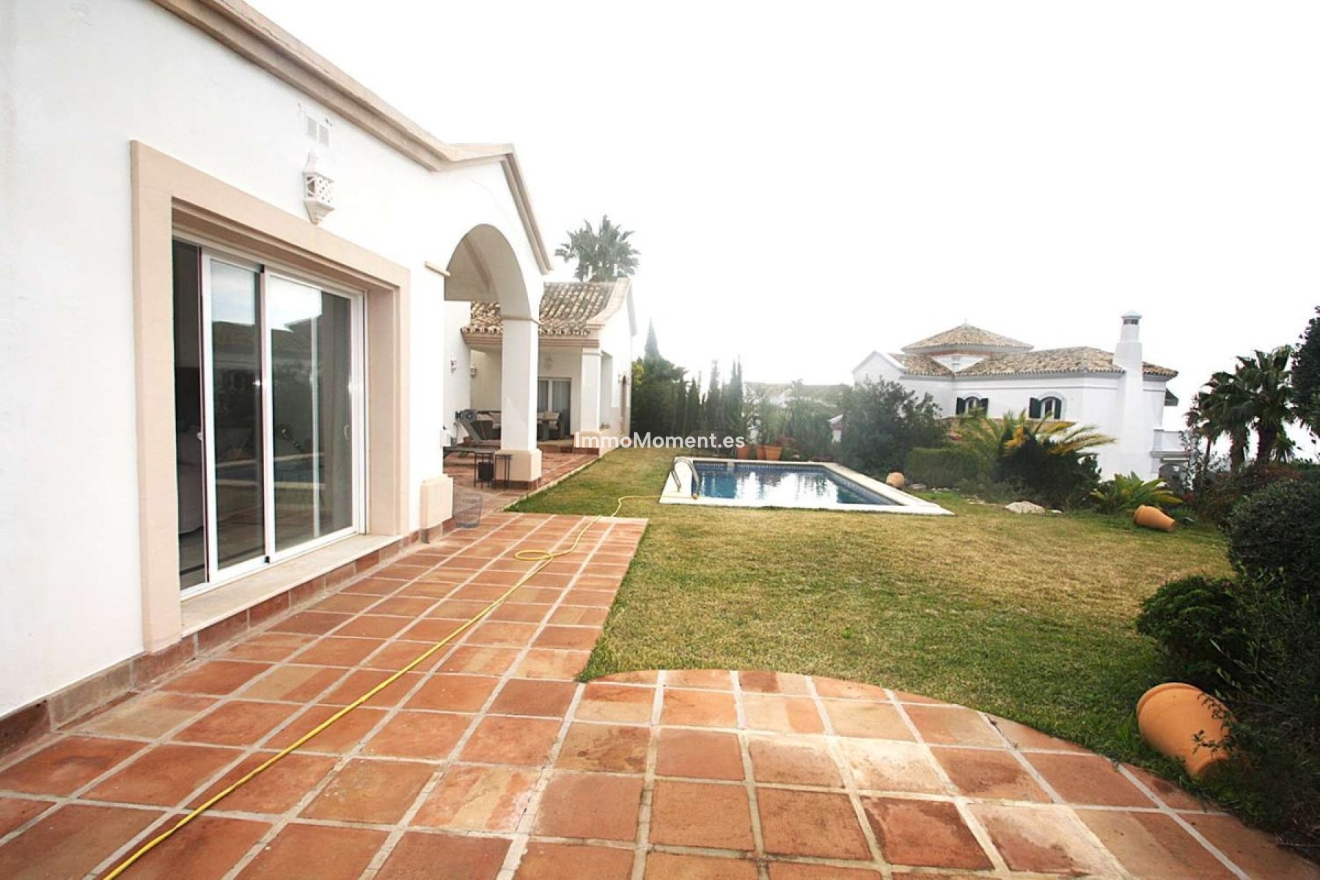 Resale - Villa - Inland  - Istán