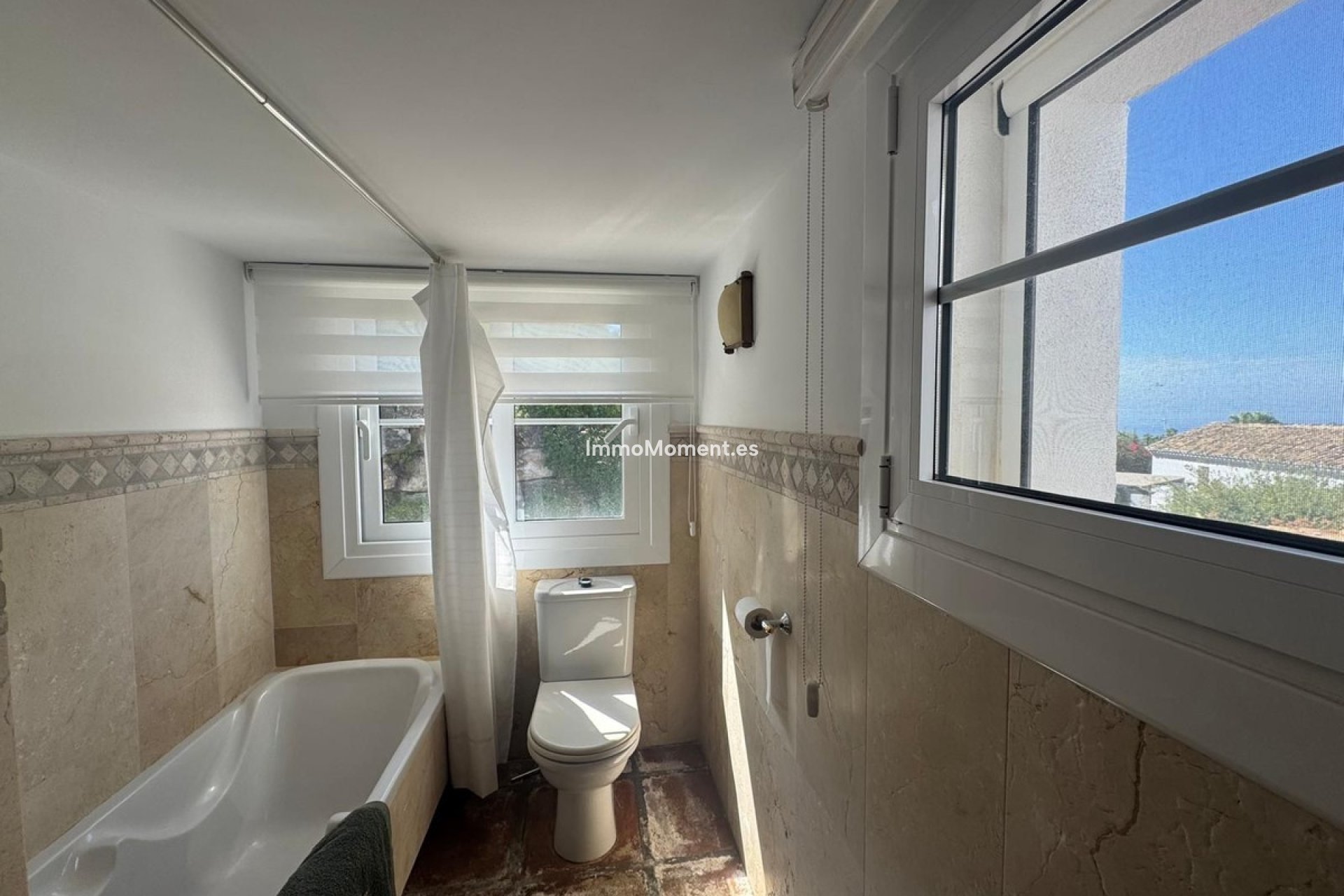 Resale - Villa - Inland  - Istán