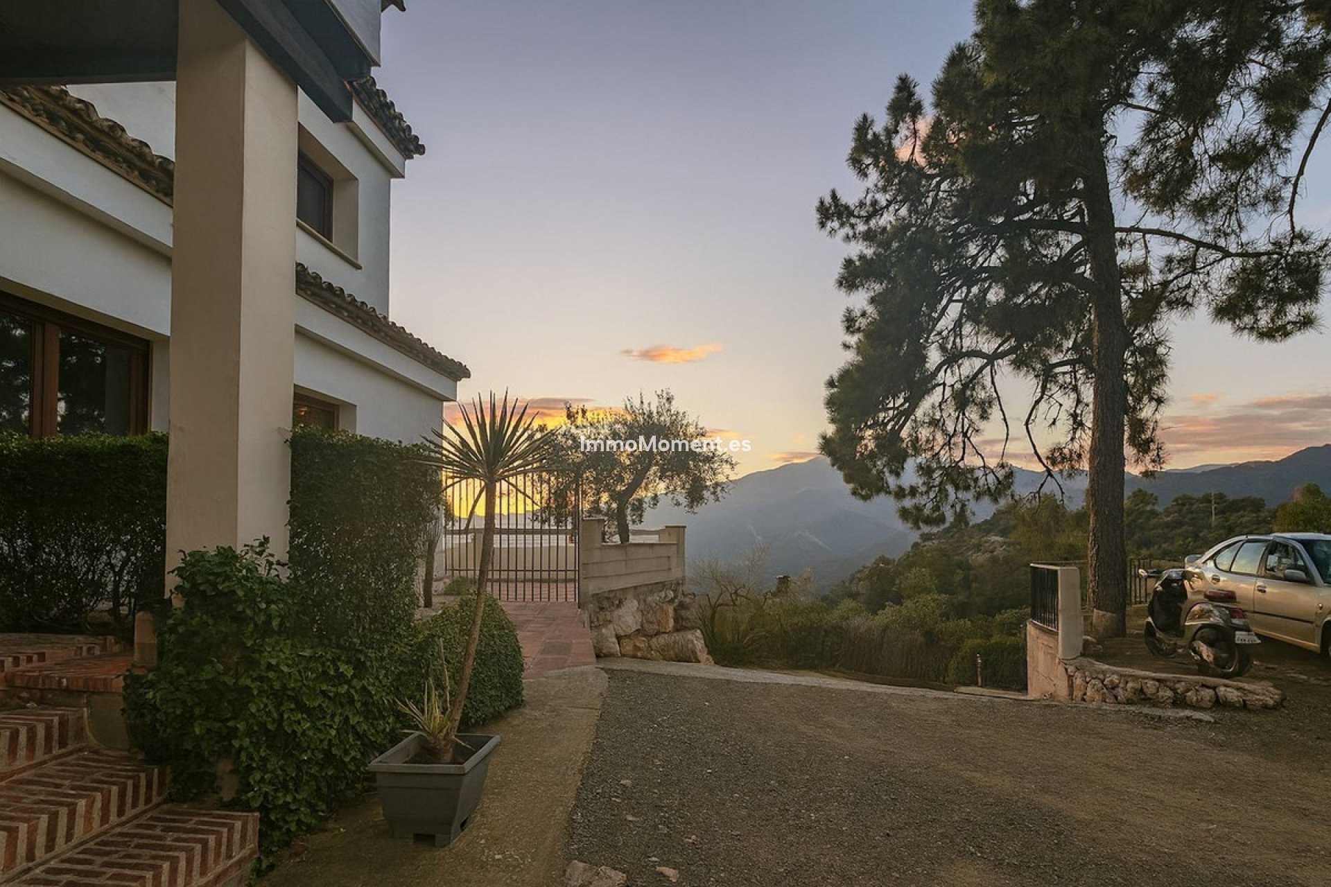 Resale - Villa - Inland  - Istán