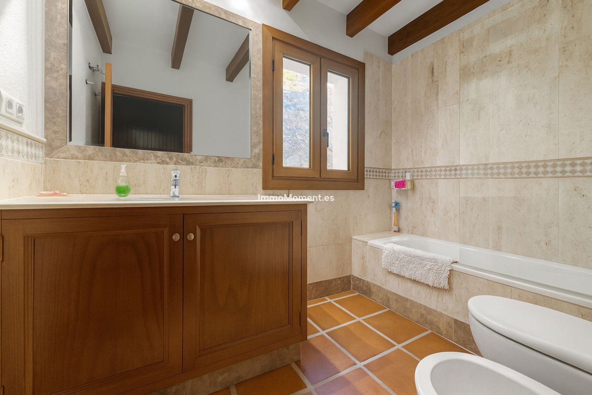 Resale - Villa - Inland  - Istán