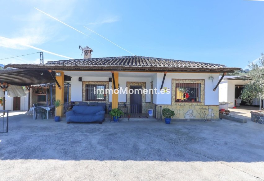 Resale - Villa - Inland  - Monda