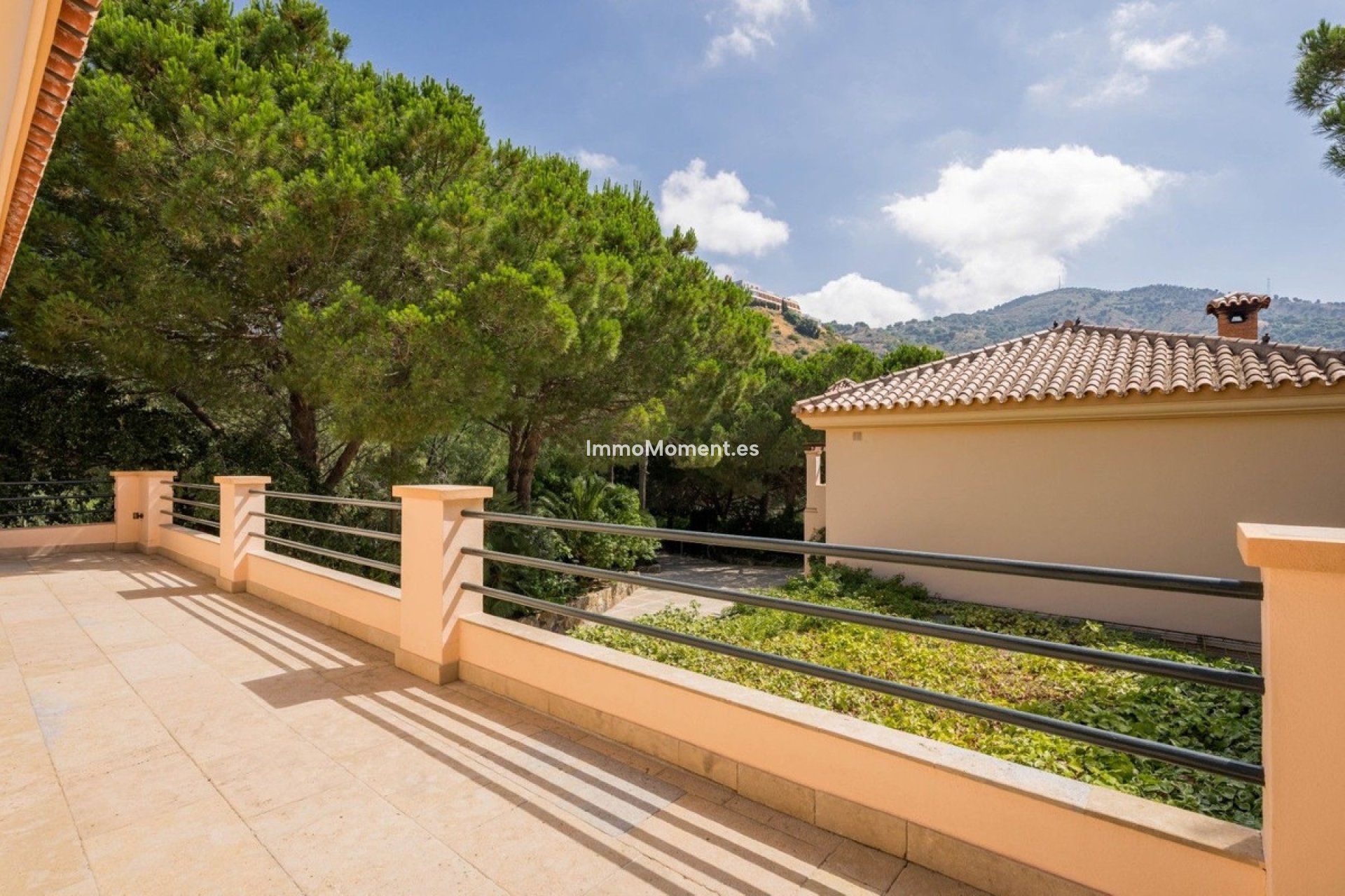 Resale - Villa - Inland  - Ojén