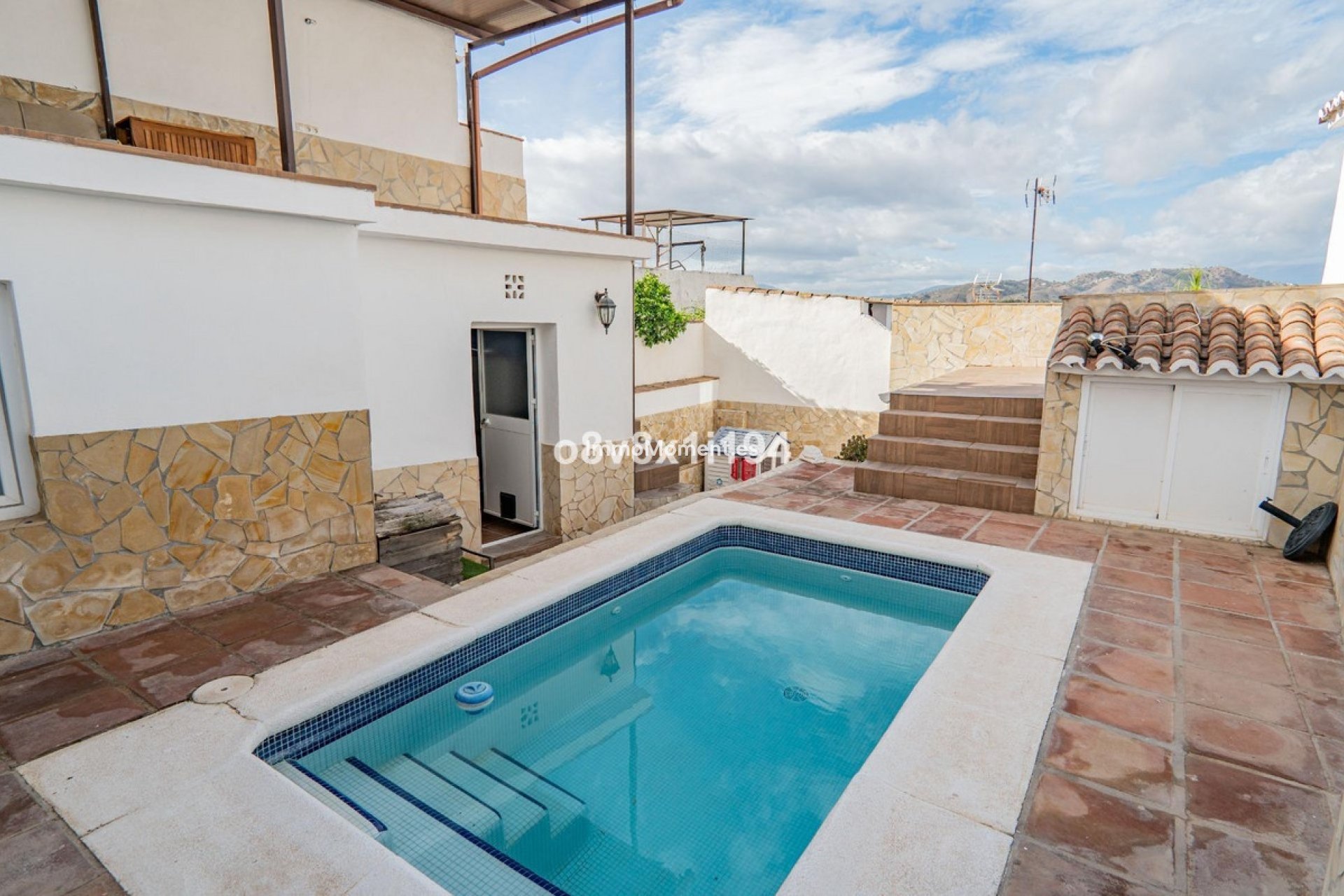 Resale - Villa - Inland  - Pizarra