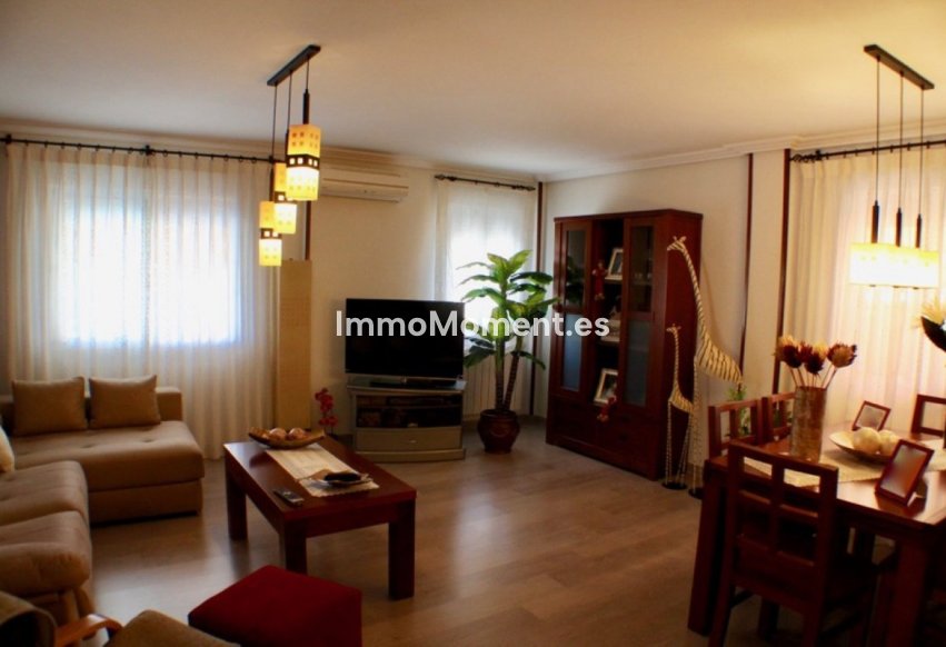 Resale - Villa - La Nucía - La Nucia Centro