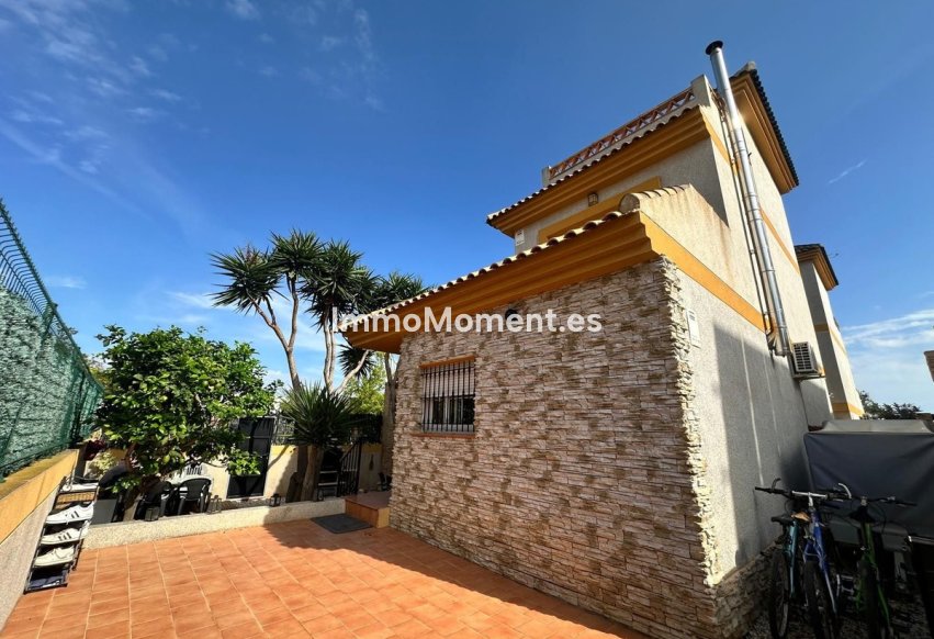 Resale - Villa - Los Montesinos - Los Montesinos Centro