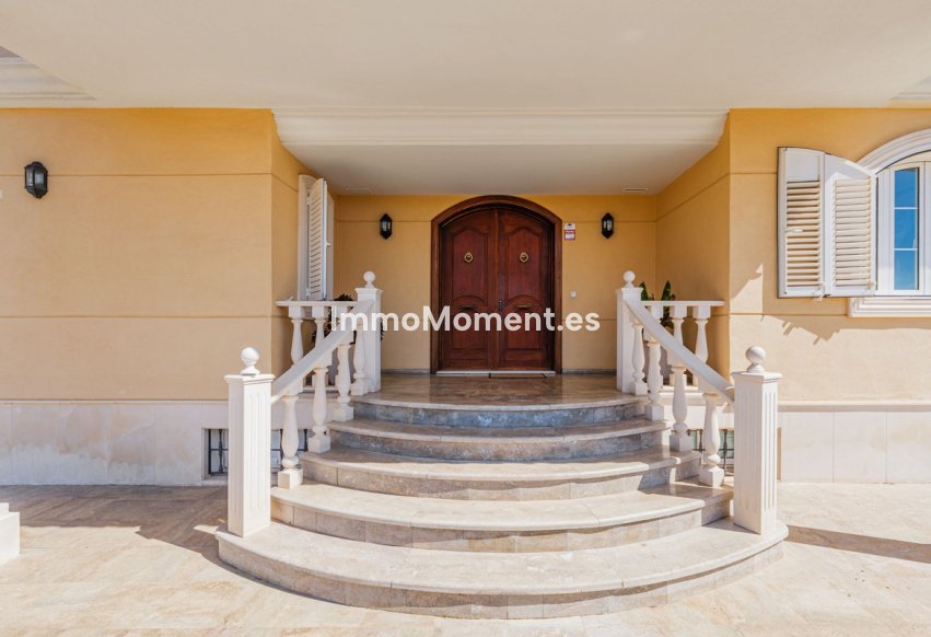 Resale - Villa - Málaga - Puerto de la Torre