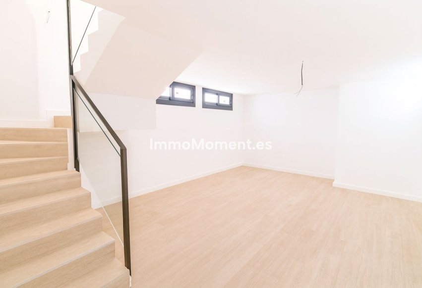 Resale - Villa - Manilva - La Duquesa