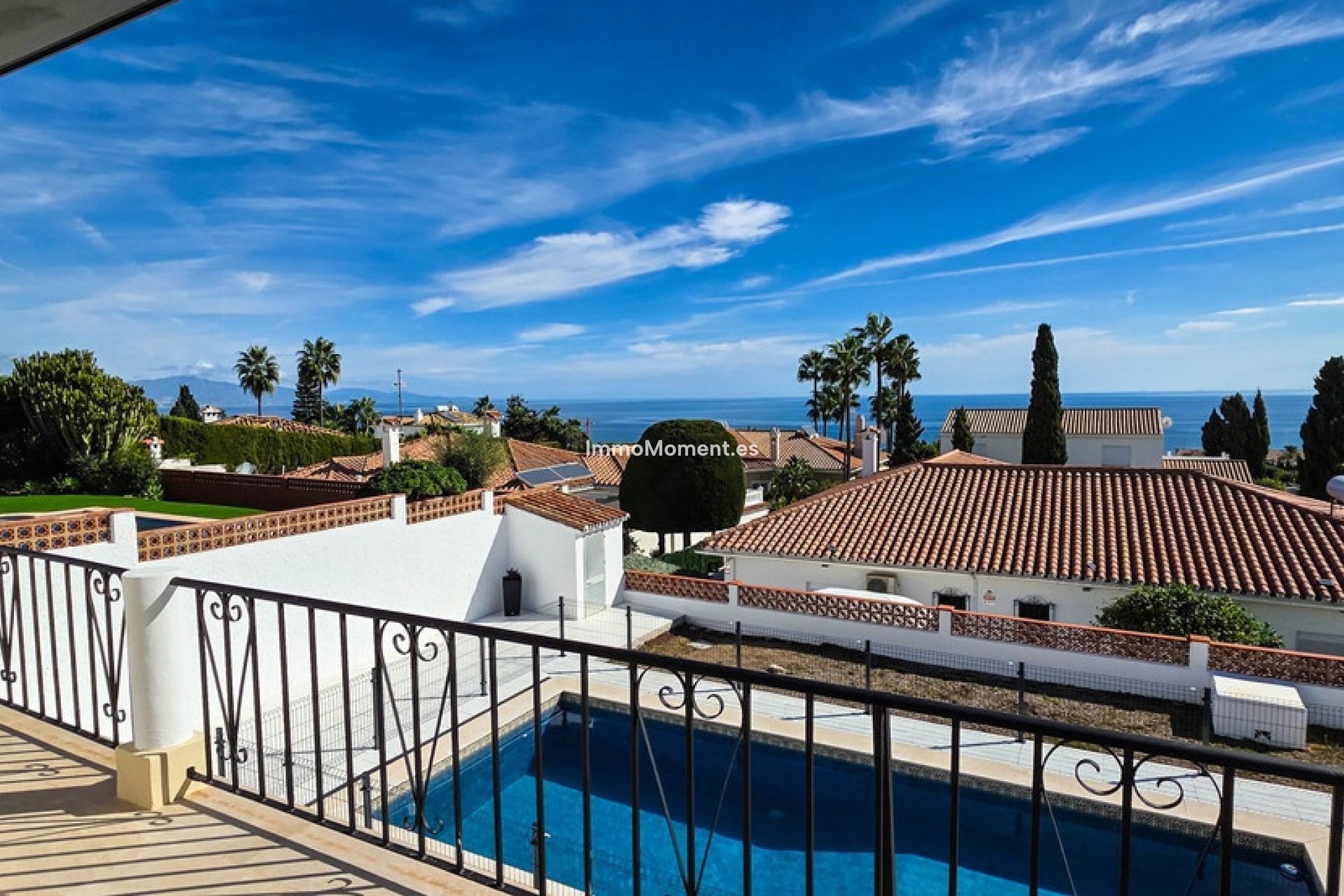 Resale - Villa - Manilva