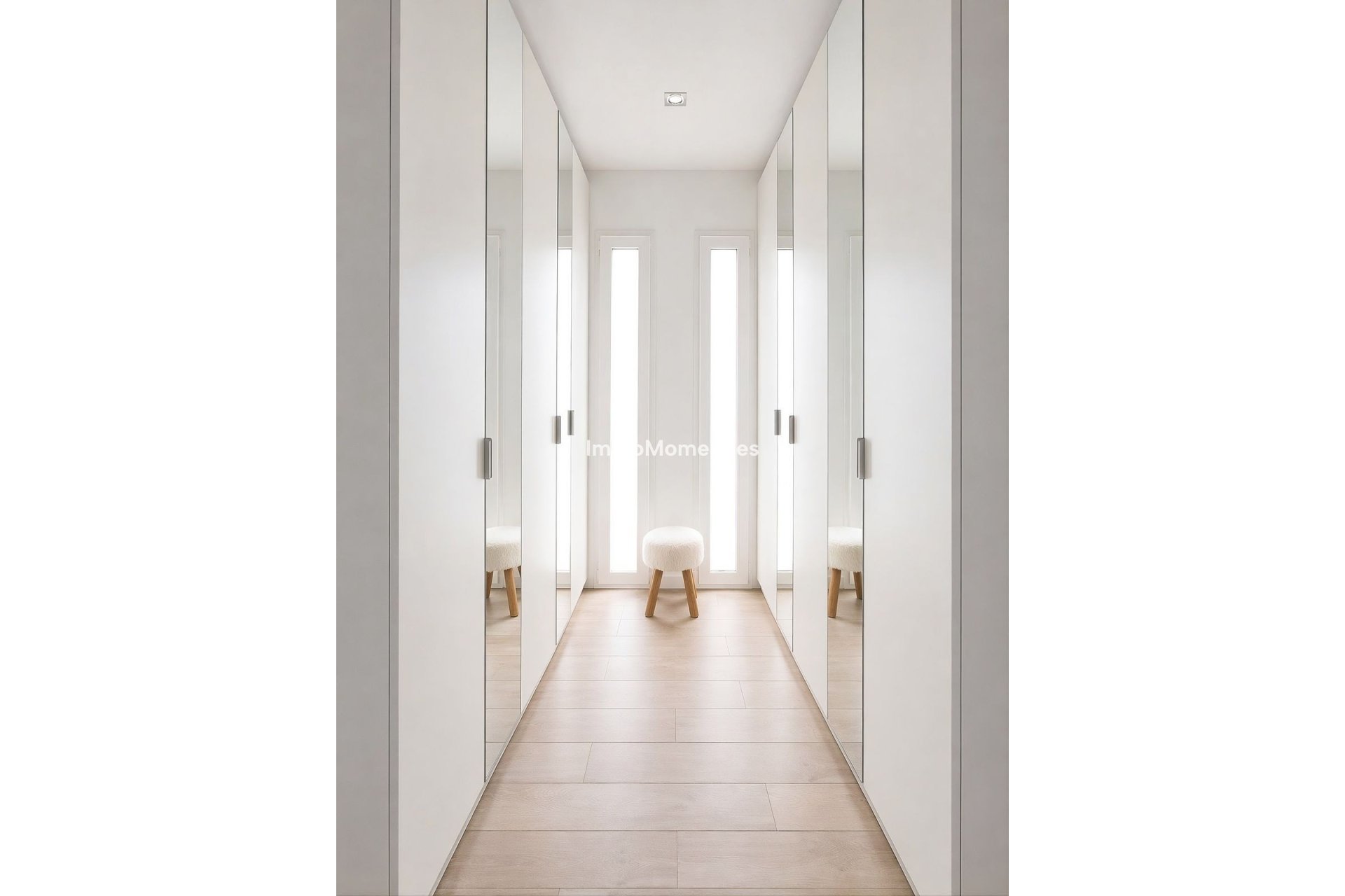 Resale - Villa - Manilva