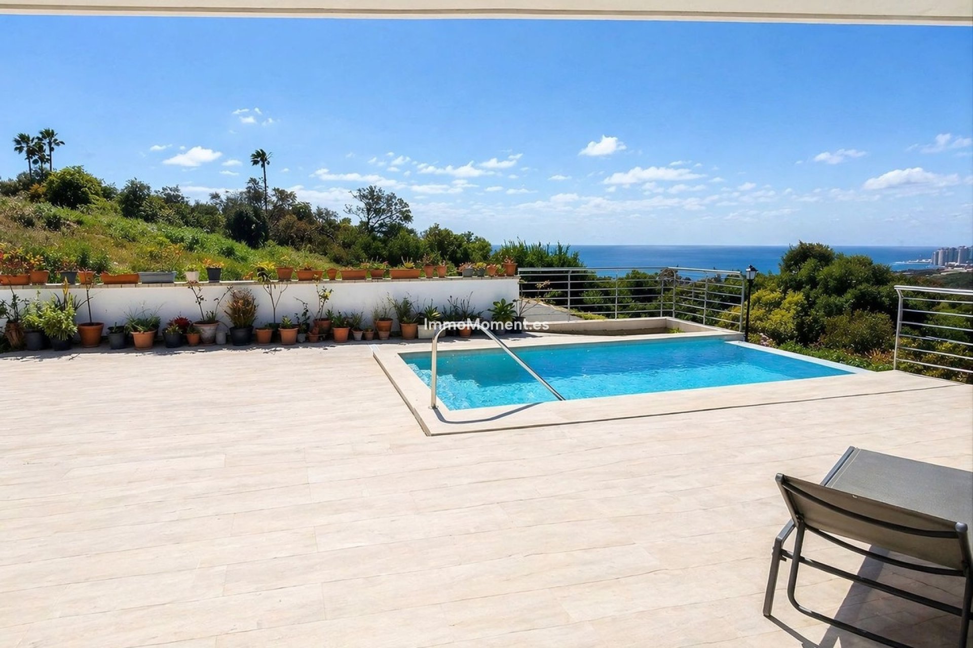 Resale - Villa - Manilva
