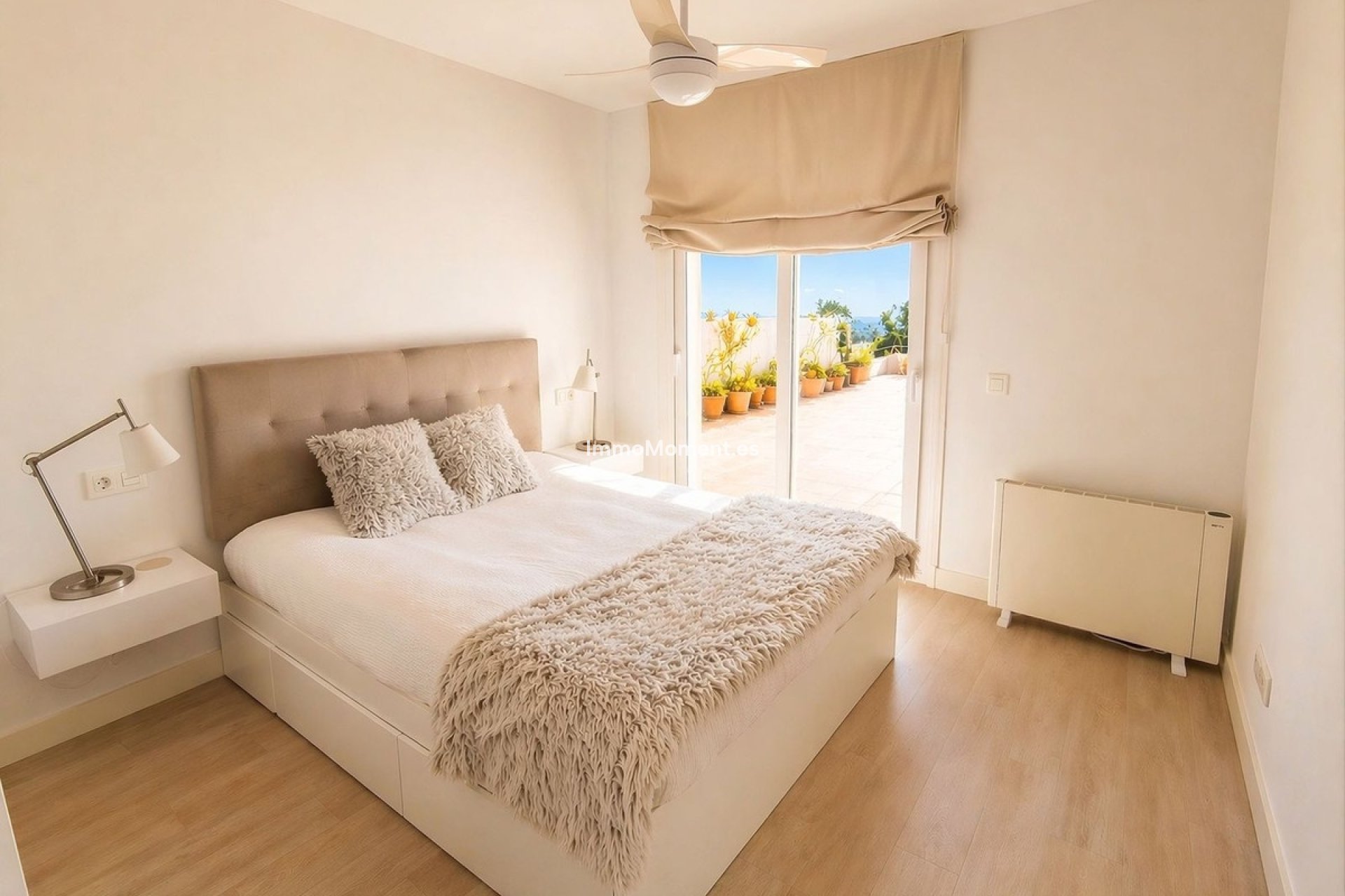 Resale - Villa - Manilva