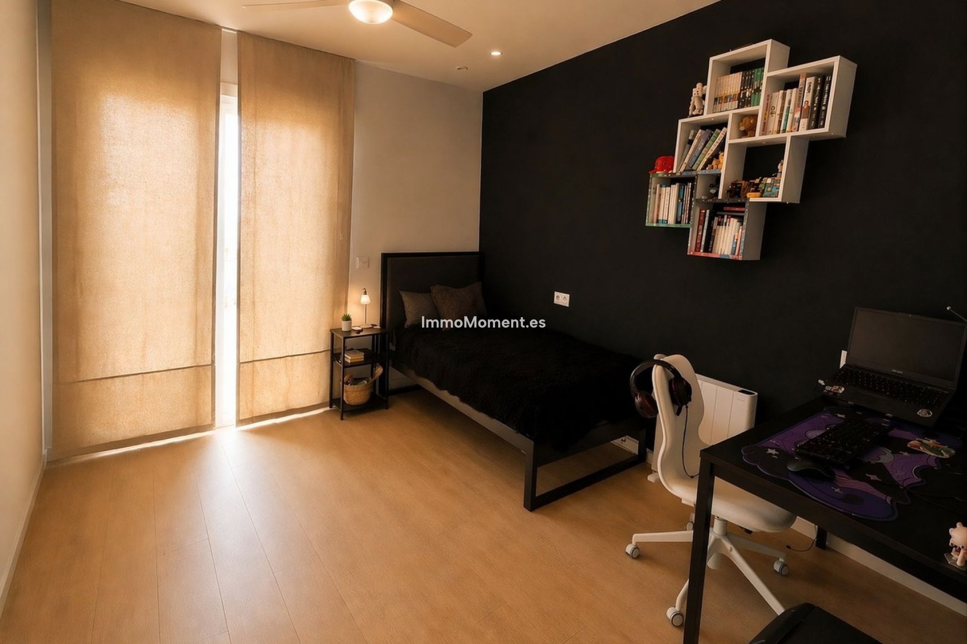 Resale - Villa - Manilva