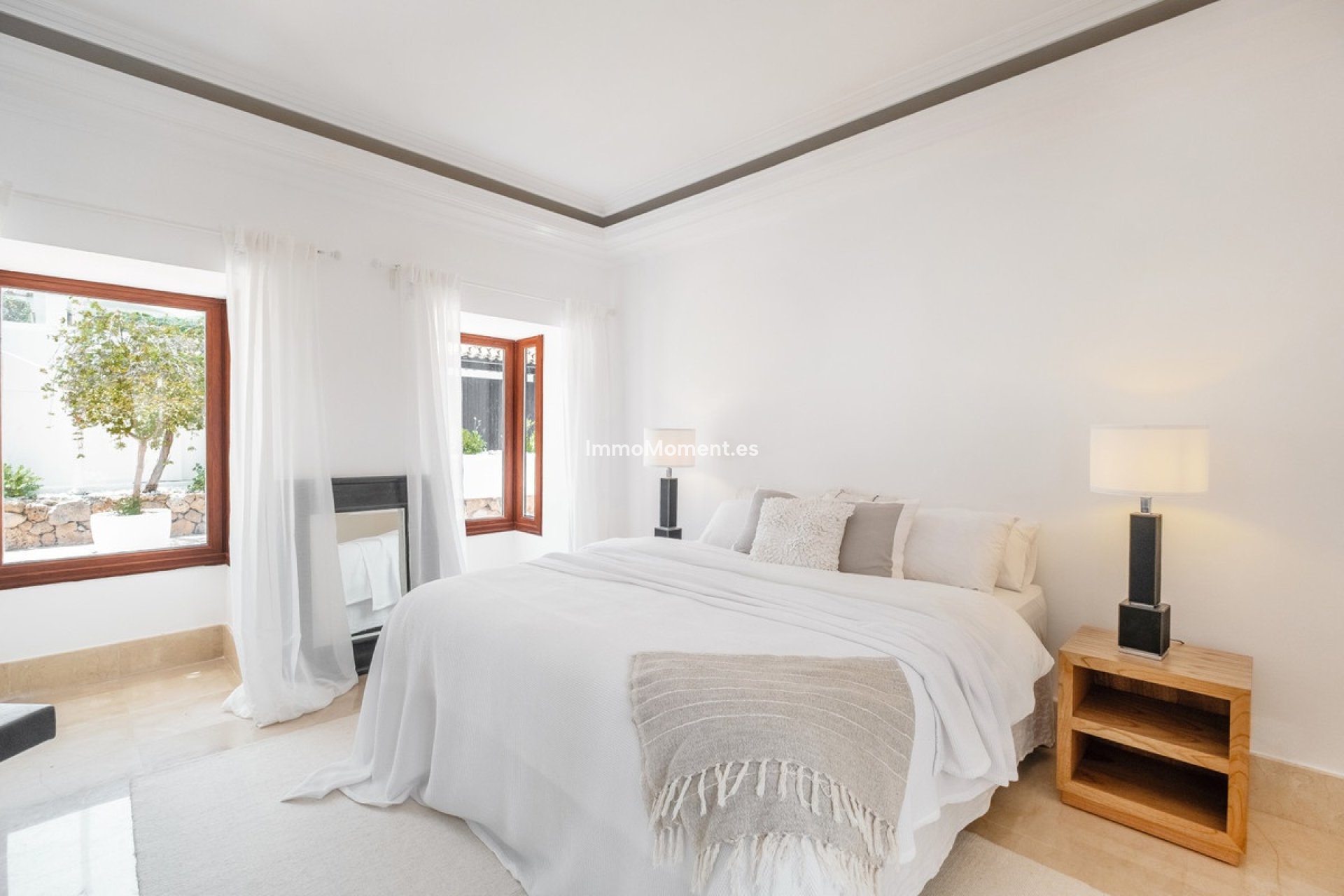 Resale - Villa - Marbella - Aloha