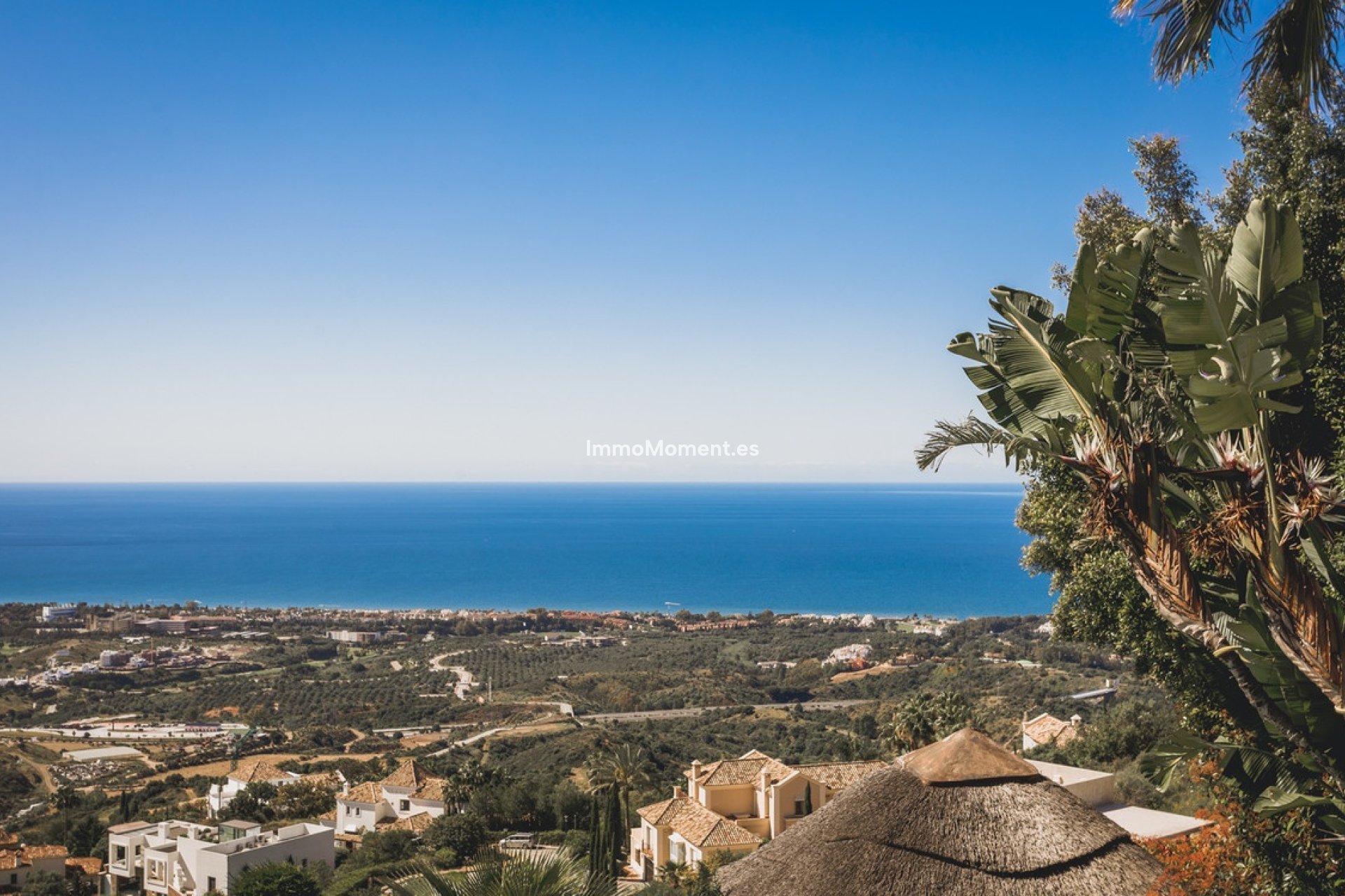 Resale - Villa - Marbella - Altos de los Monteros