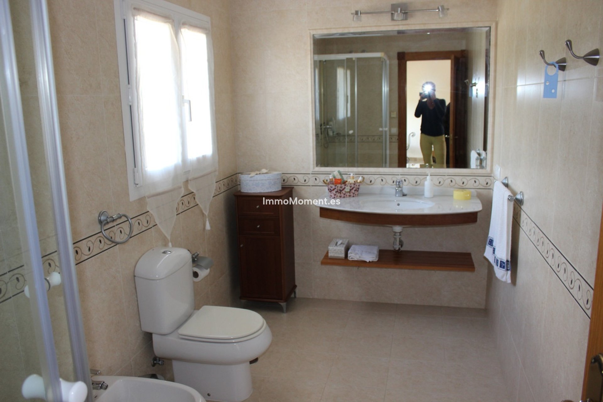 Resale - Villa - Marbella - Artola