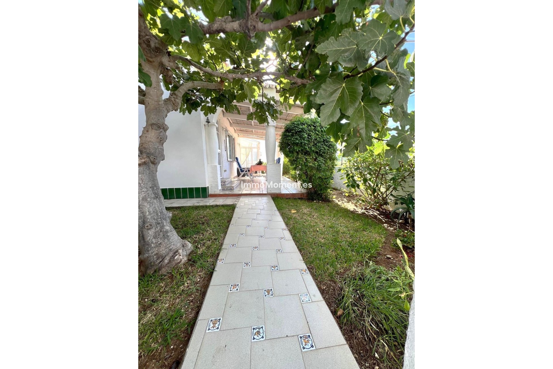 Resale - Villa - Marbella - Costabella