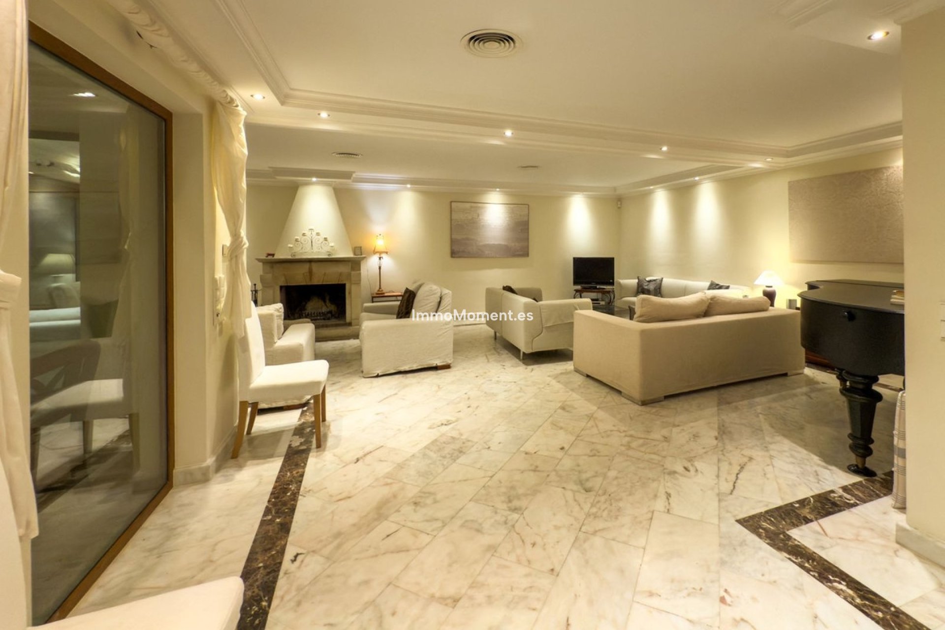 Resale - Villa - Marbella - El Rosario