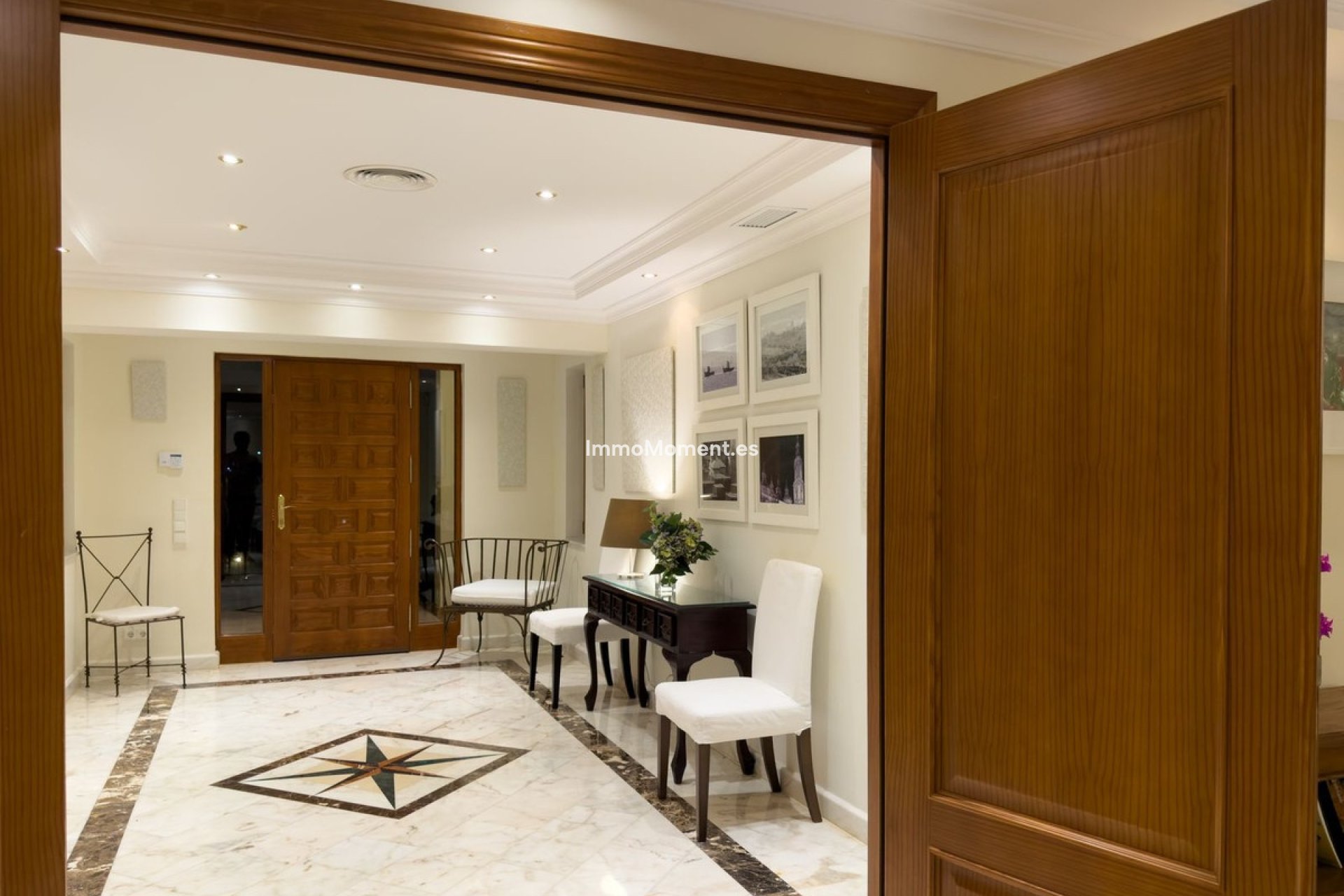 Resale - Villa - Marbella - El Rosario