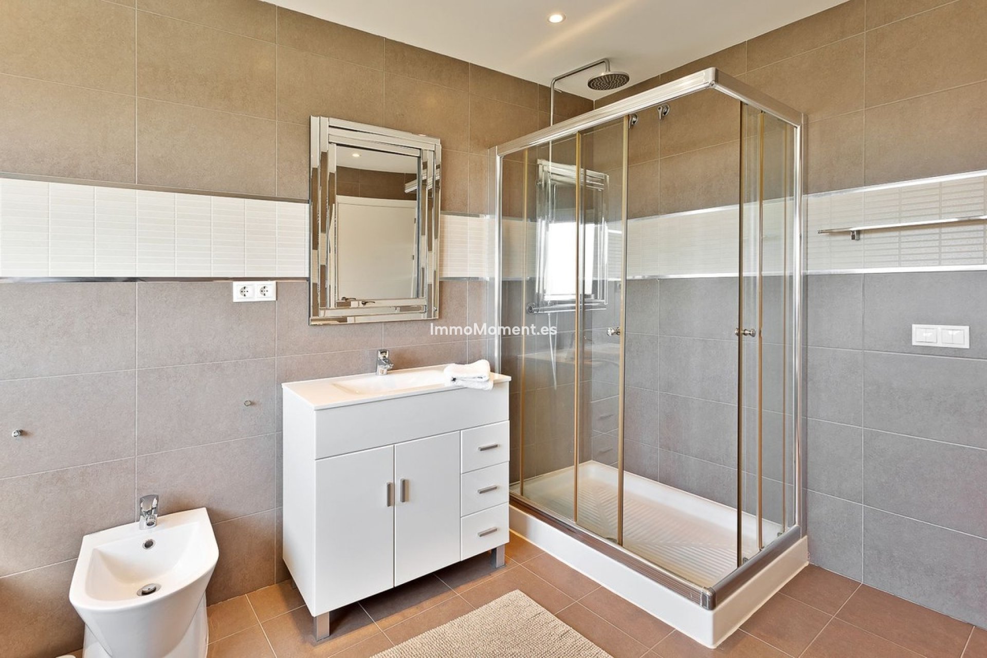 Resale - Villa - Marbella - El Rosario