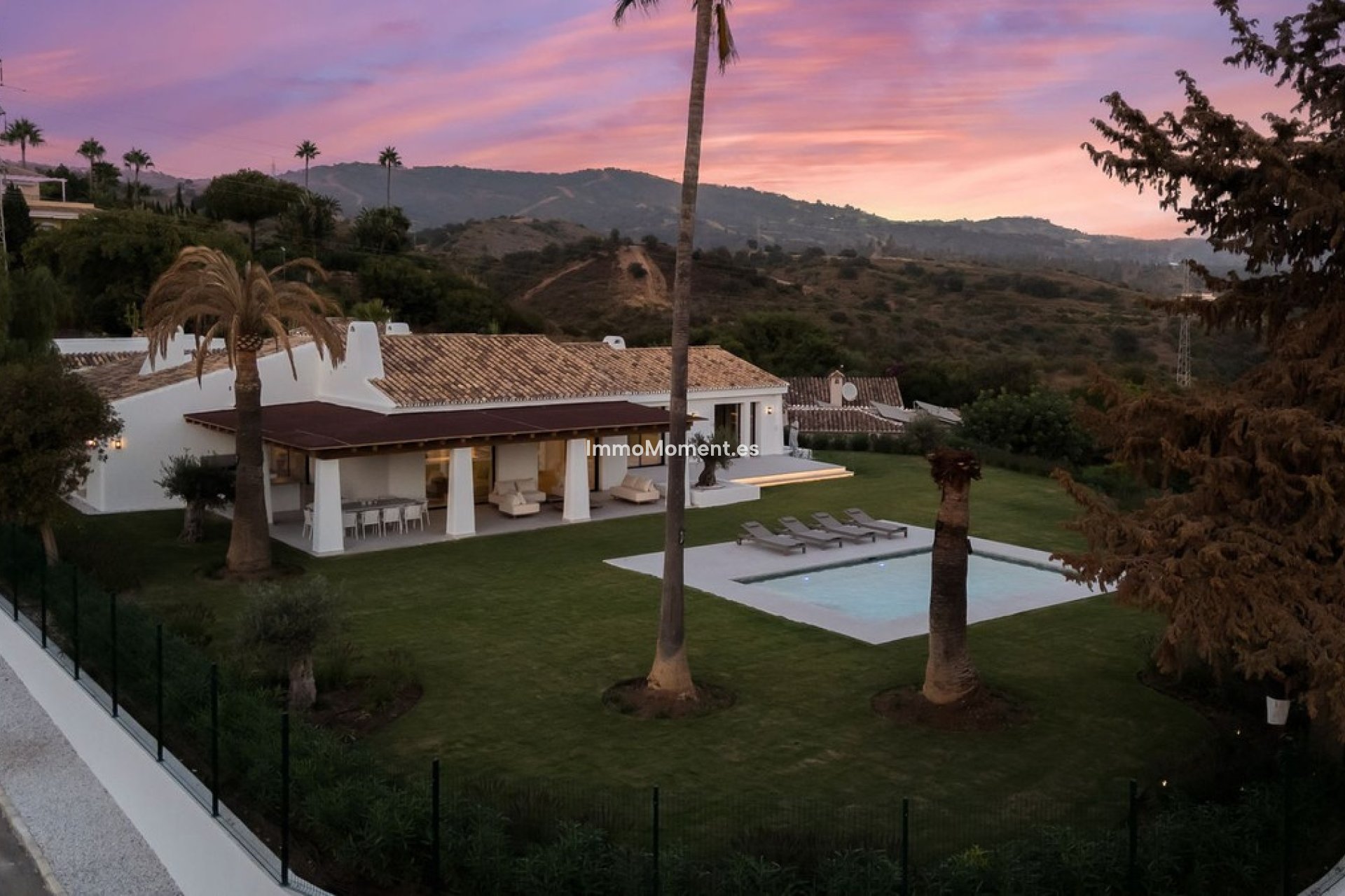 Resale - Villa - Marbella - El Rosario