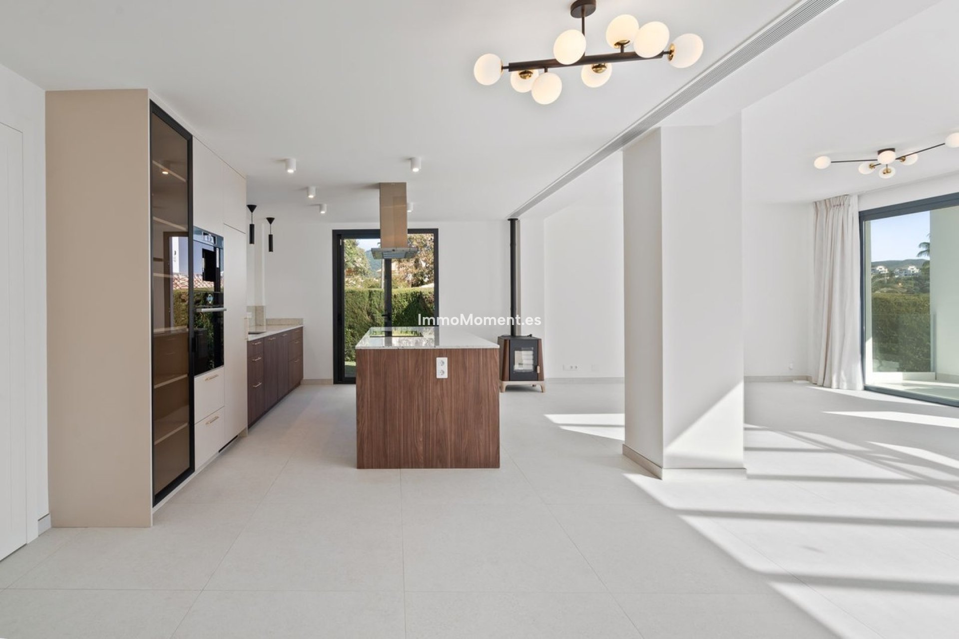 Resale - Villa - Marbella - Elviria