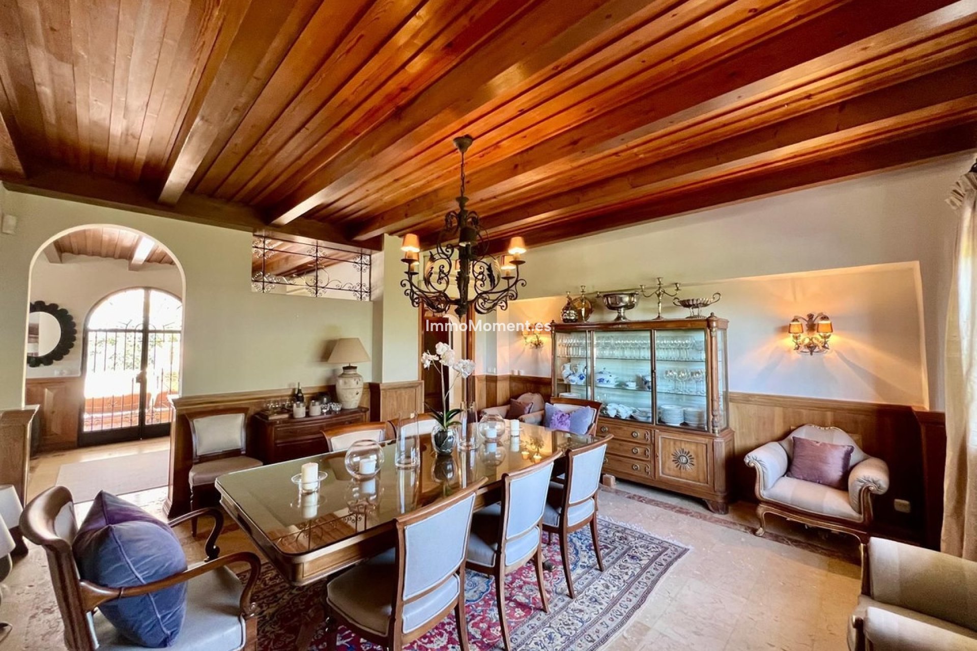 Resale - Villa - Marbella - Elviria