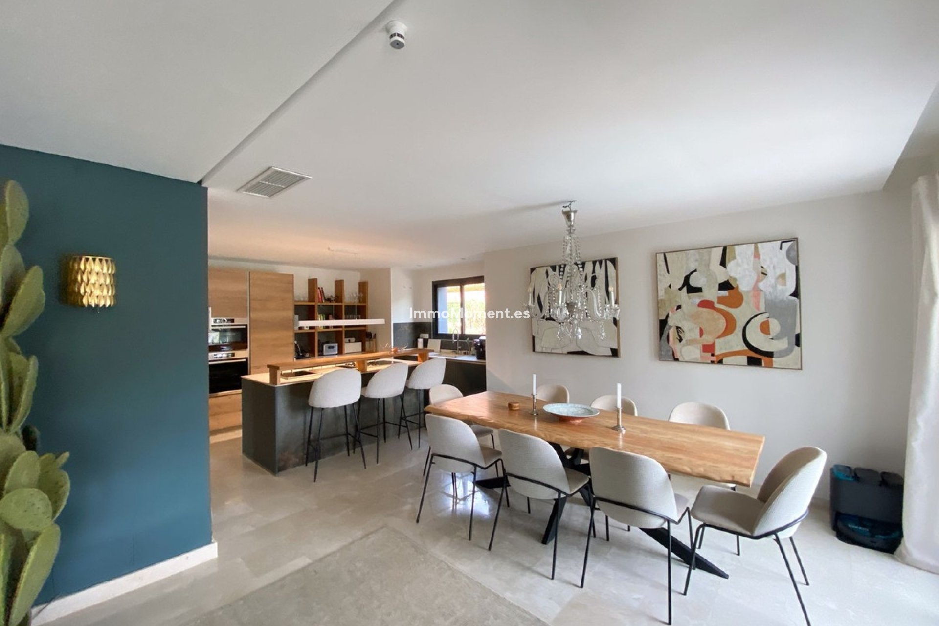 Resale - Villa - Marbella - Elviria