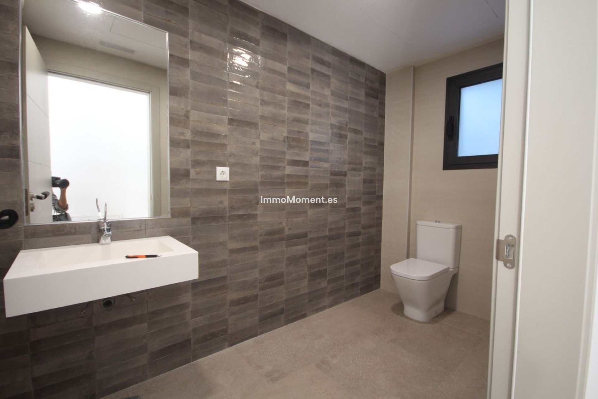 Resale - Villa - Marbella - Elviria