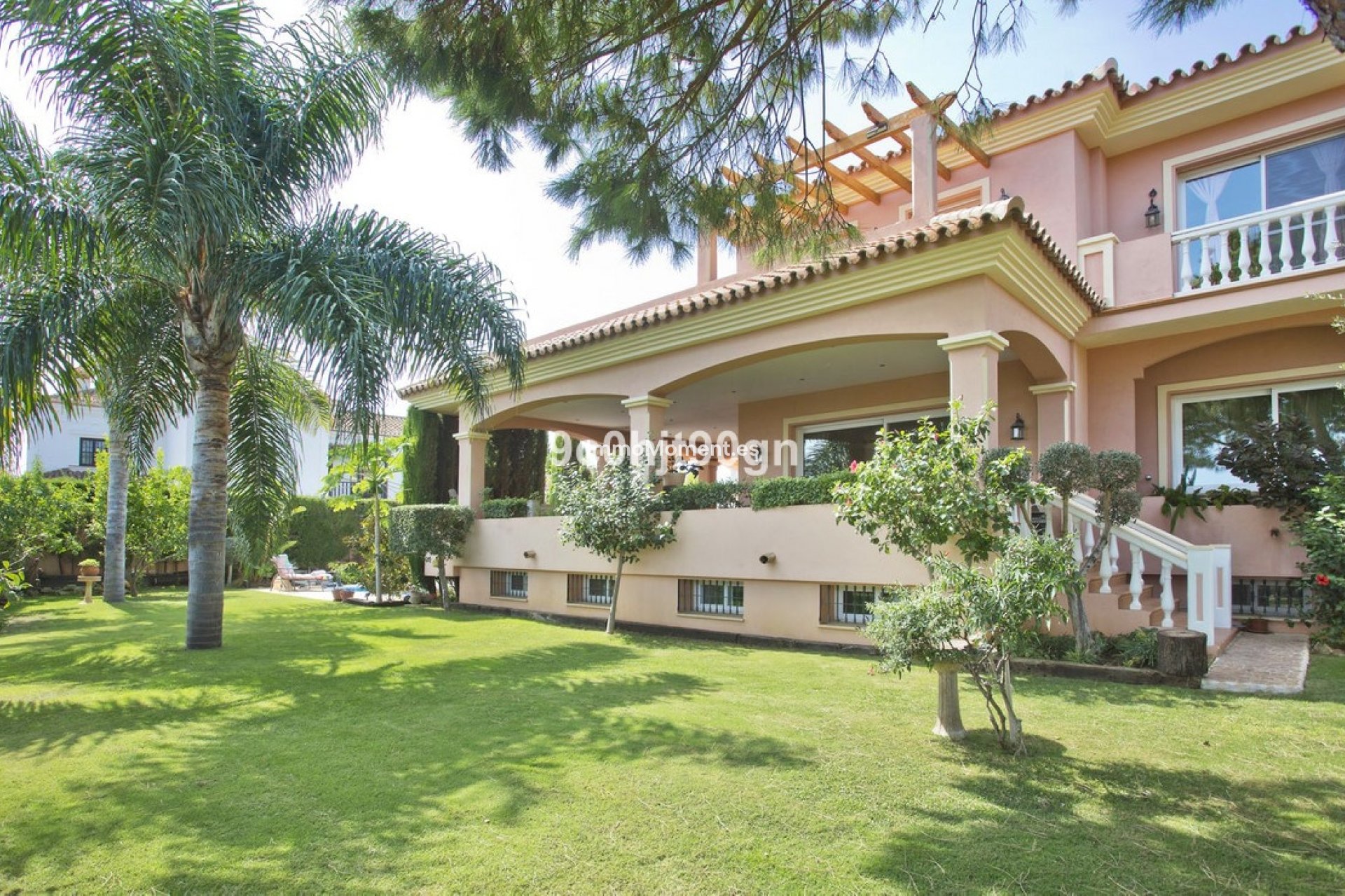 Resale - Villa - Marbella - Elviria