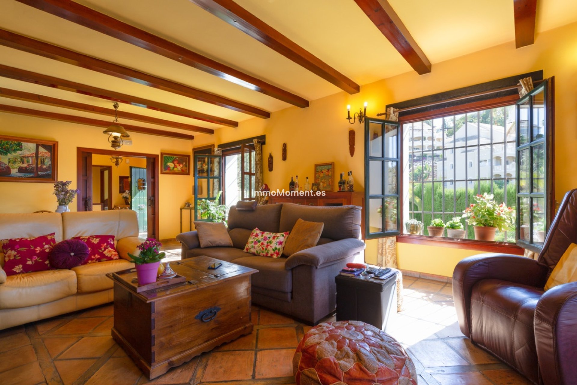 Resale - Villa - Marbella - Elviria