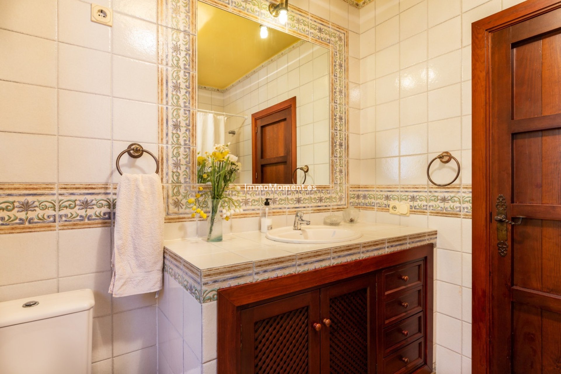 Resale - Villa - Marbella - Elviria