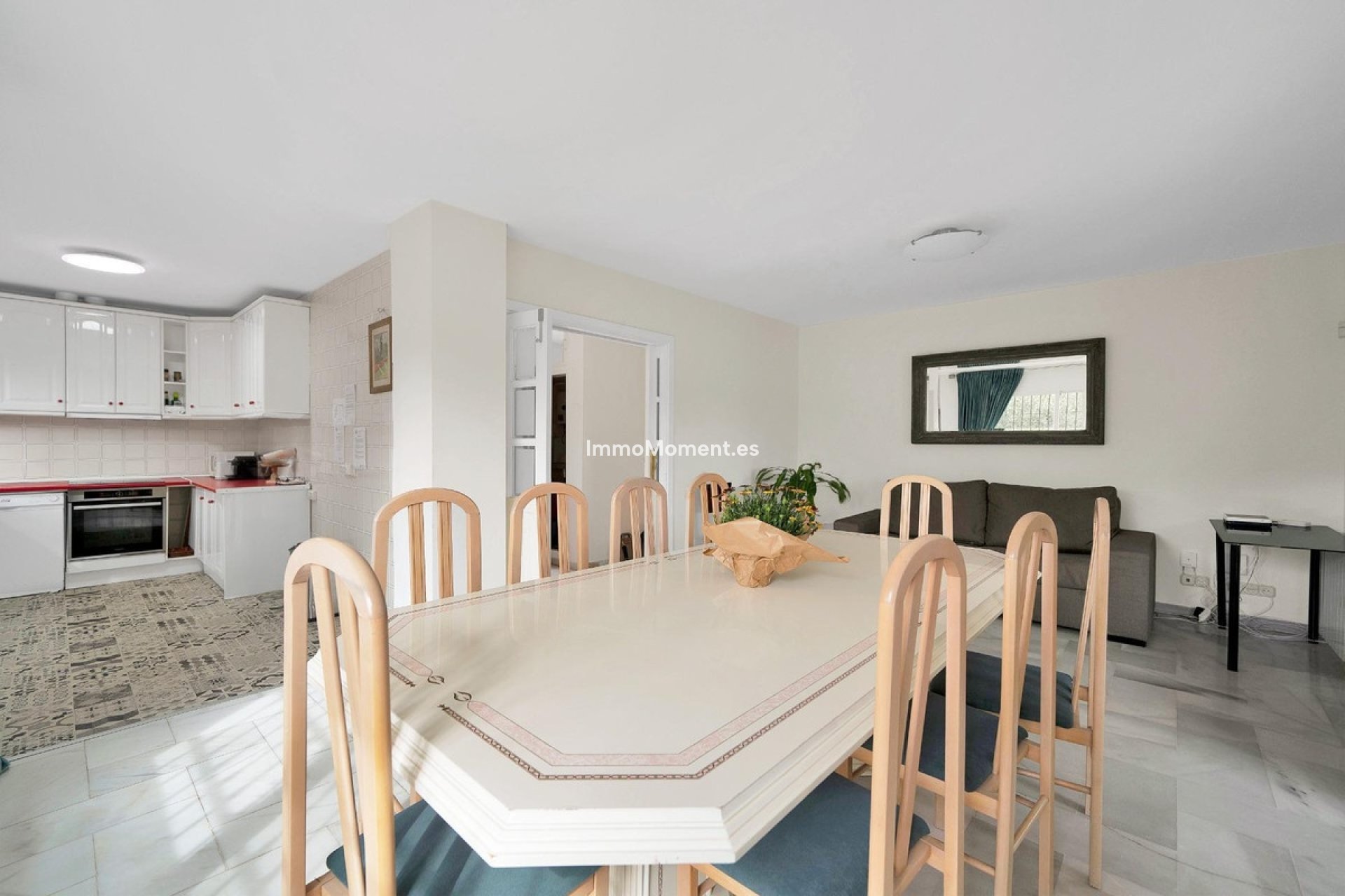 Resale - Villa - Marbella - Elviria